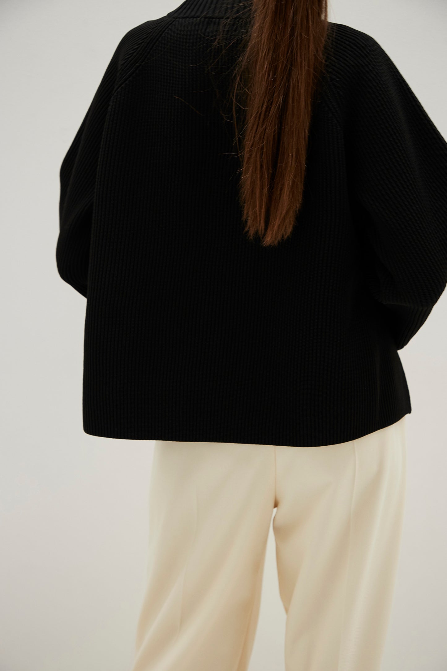 Flared sleeve Knit