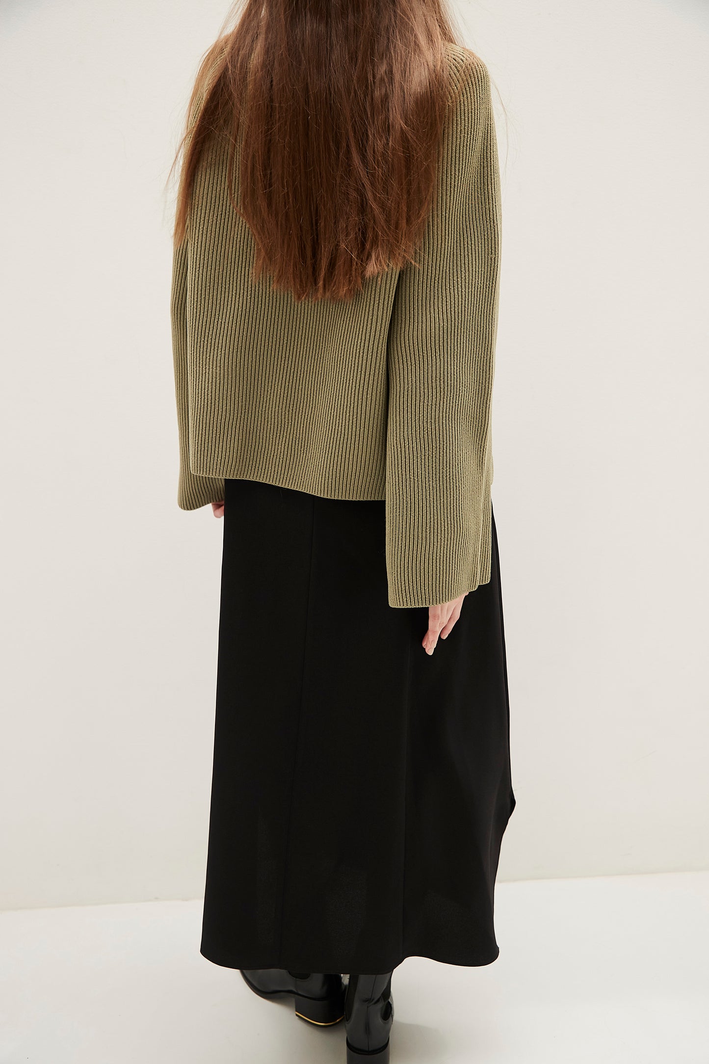 Flared sleeve Knit