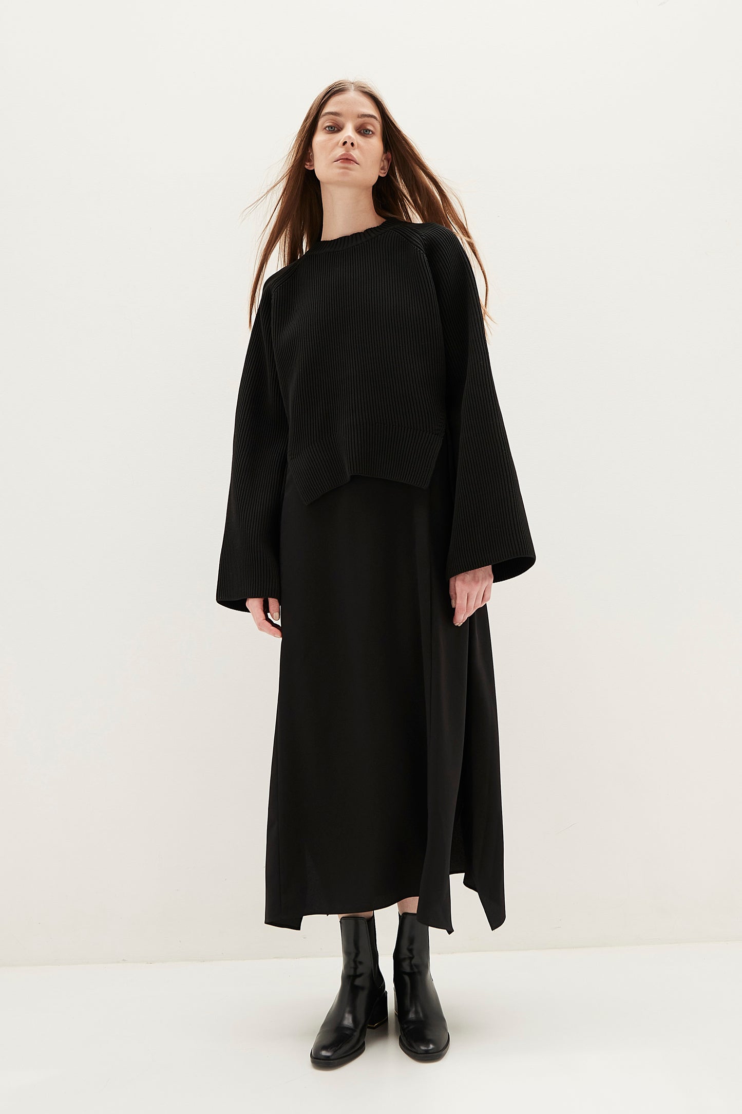 Flared sleeve Knit
