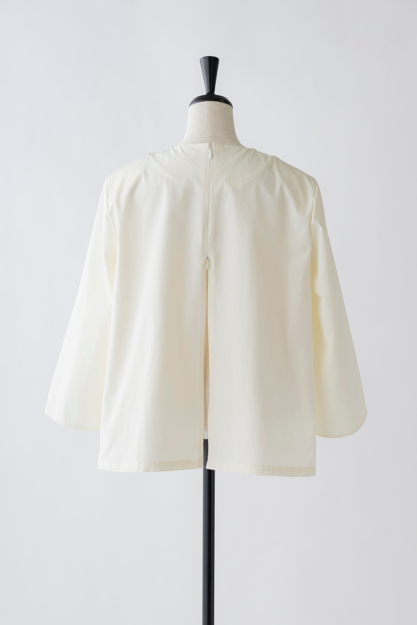 tafta west tuck blouse