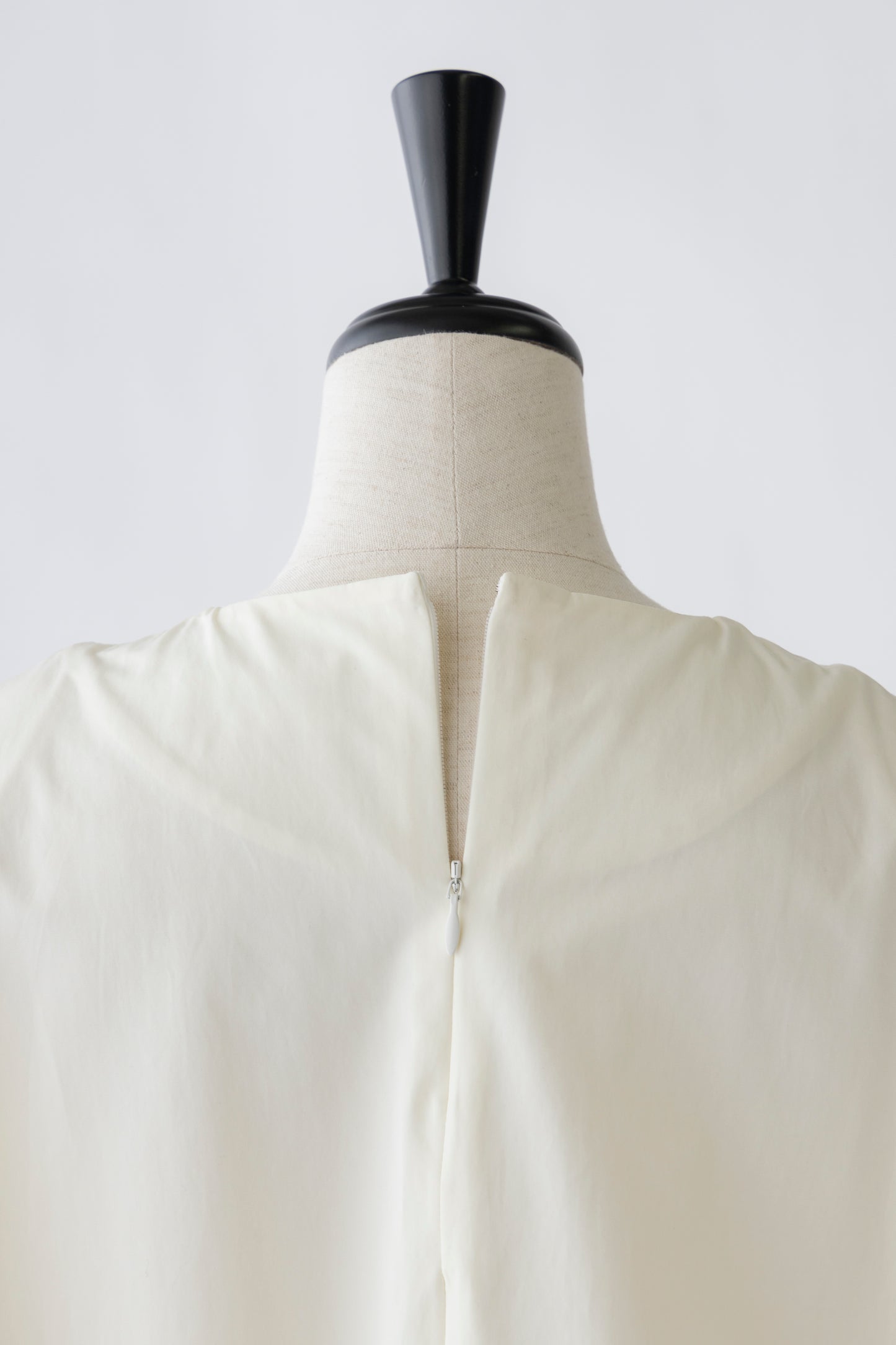 tafta west tuck blouse