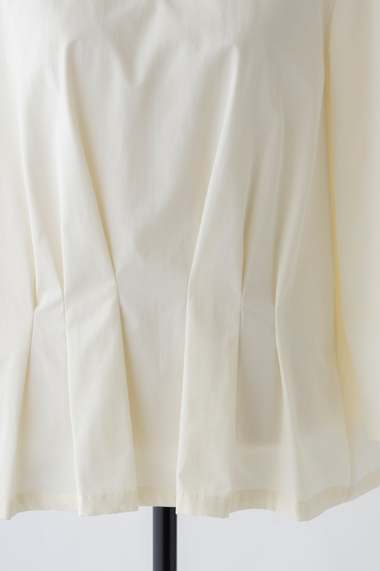 tafta west tuck blouse