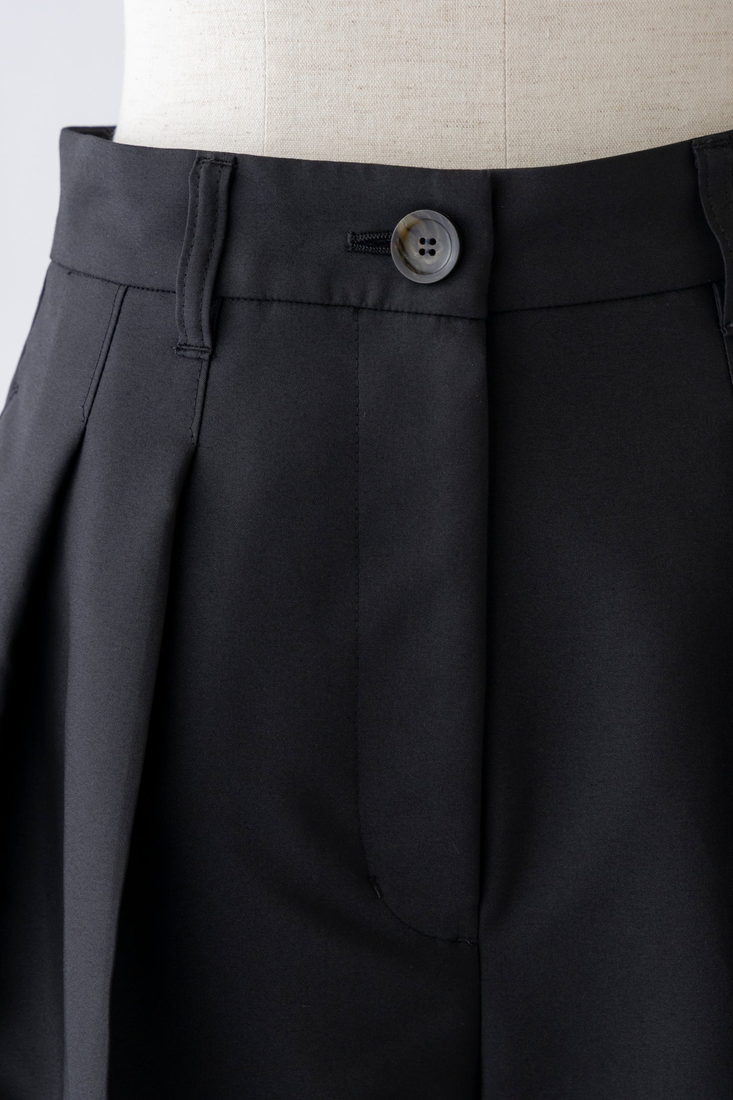 Psyche Tuck pants
