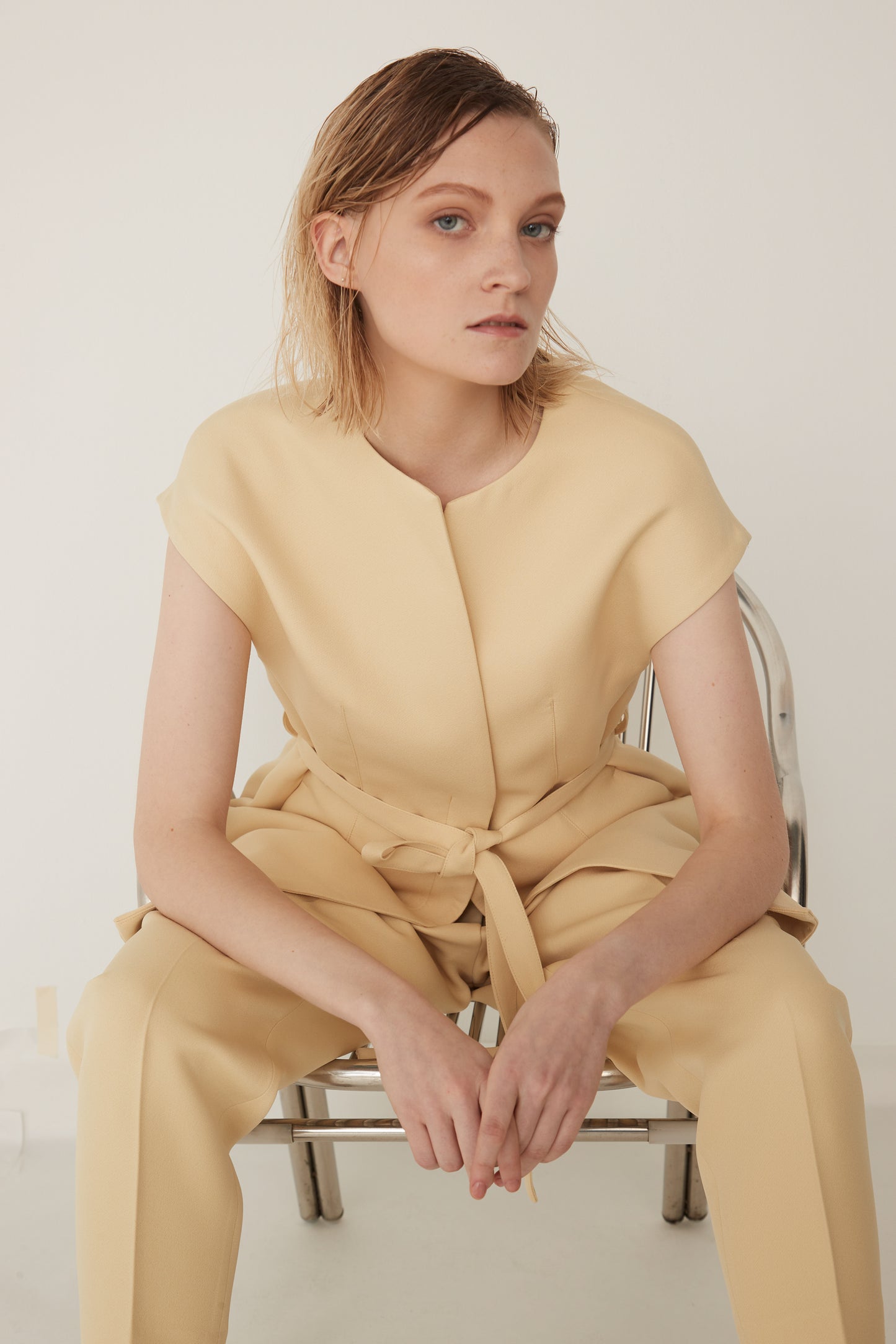 Sleeve less Jacket
