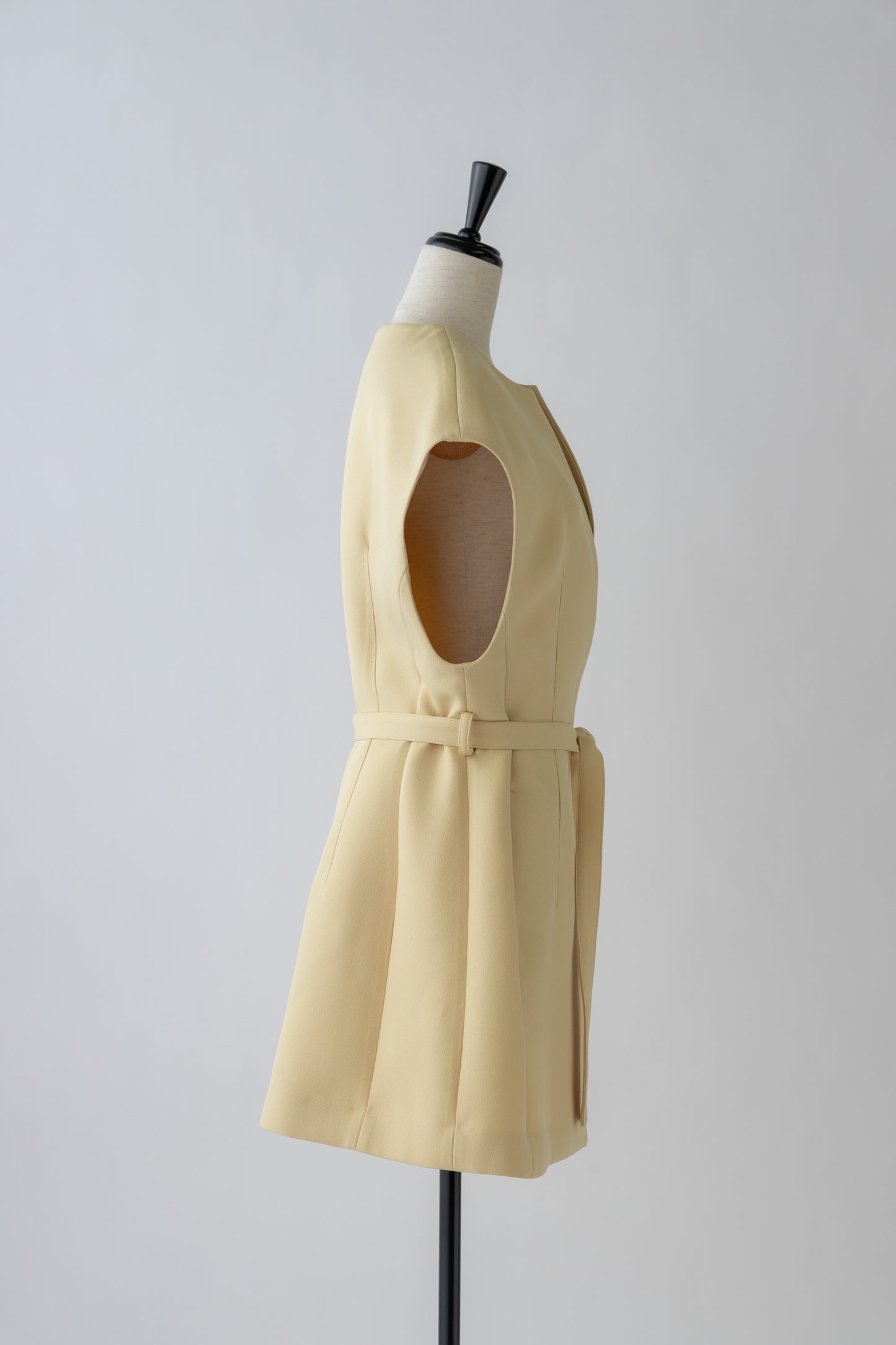 Sleeve less Jacket