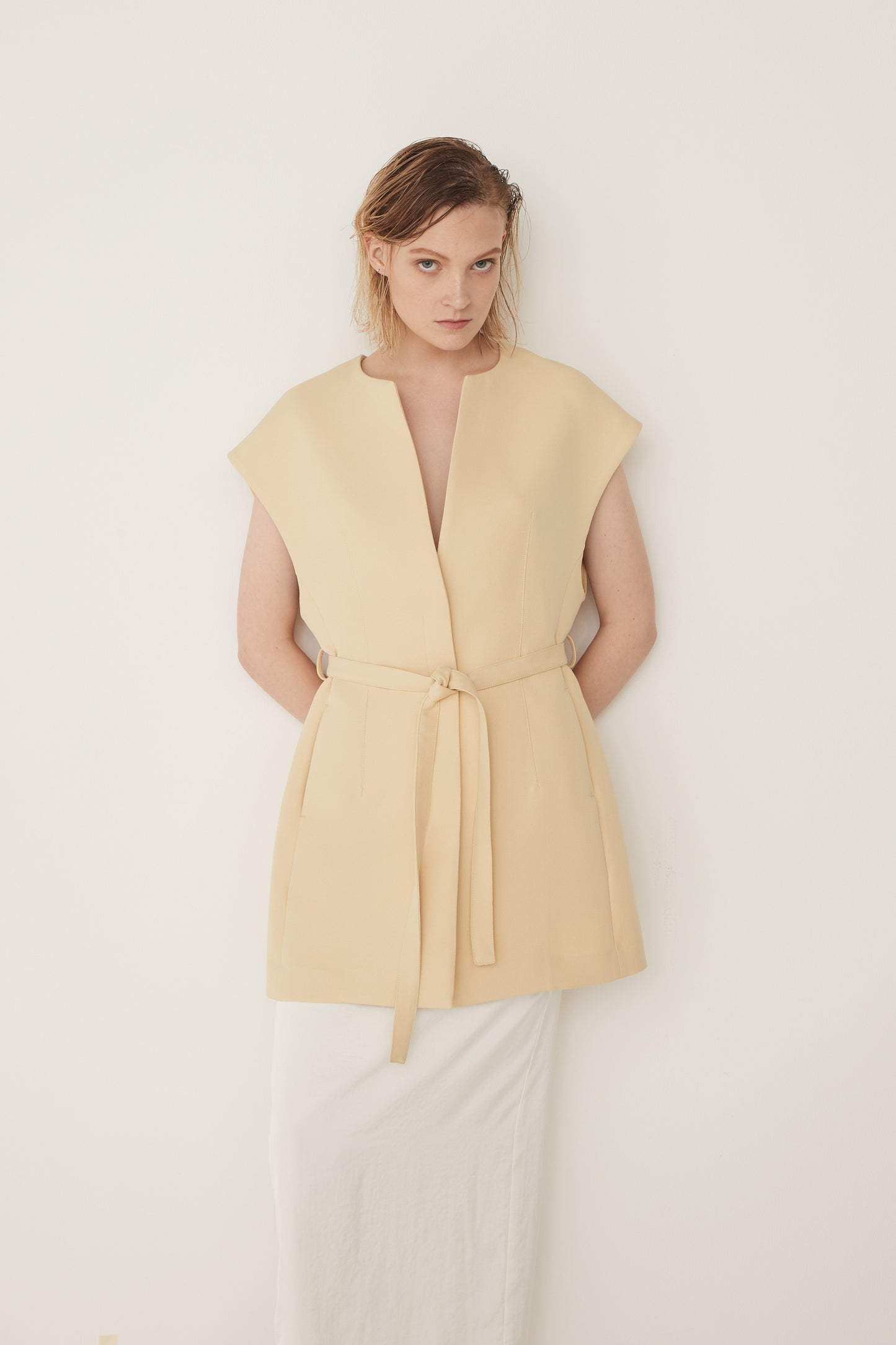 Sleeve less Jacket