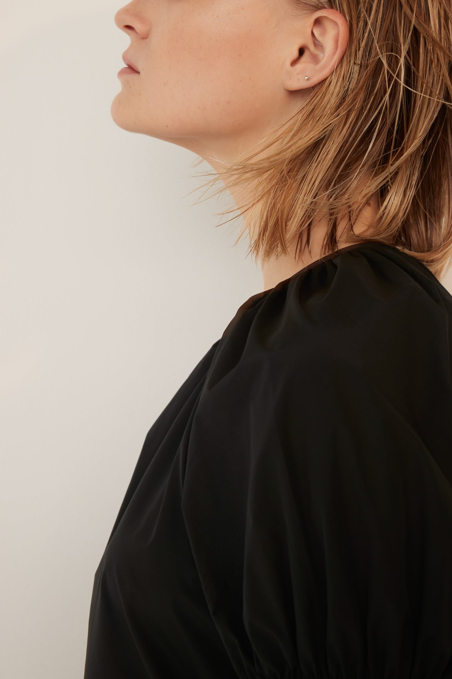 Raglan Tripleapuff Sleeve Blouse