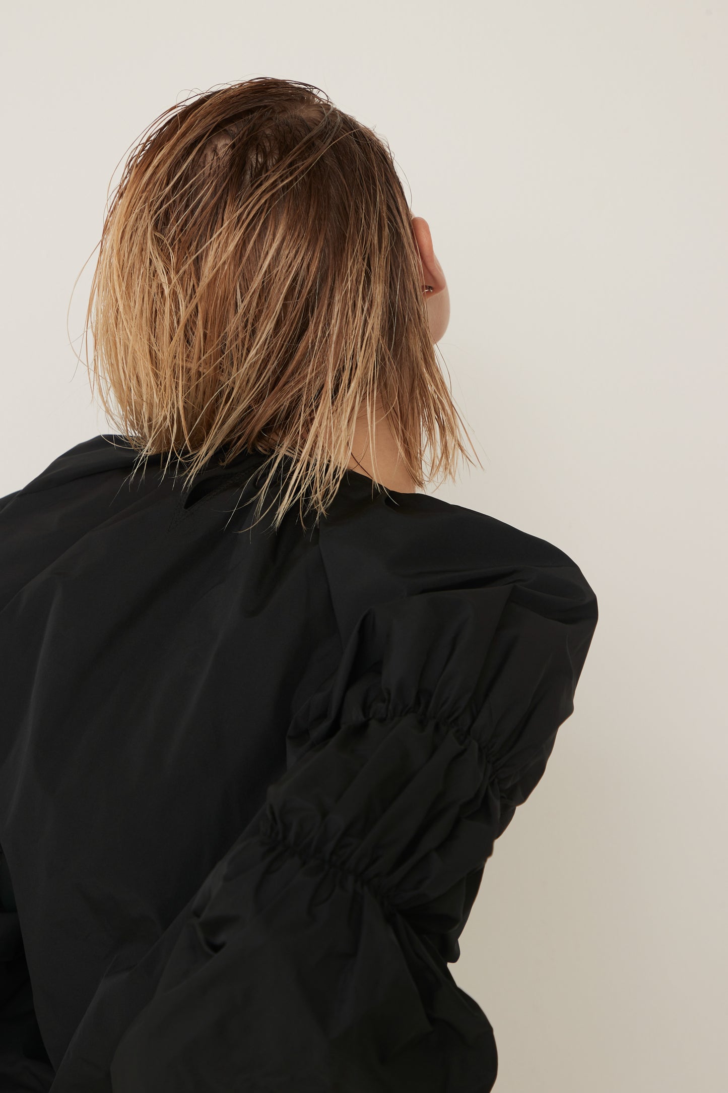Raglan Tripleapuff Sleeve Blouse