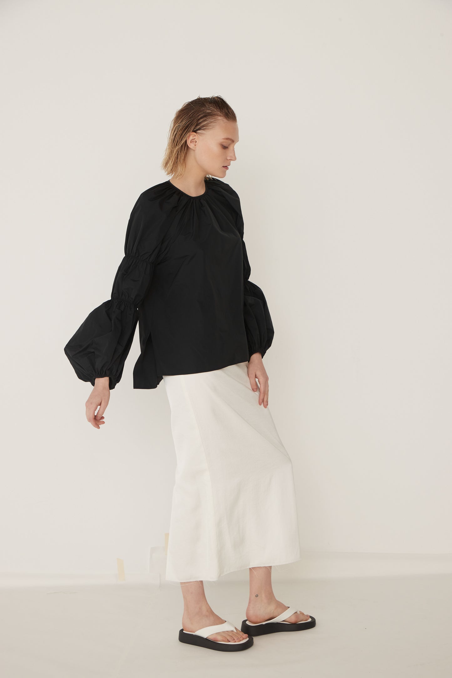 Raglan Tripleapuff Sleeve Blouse