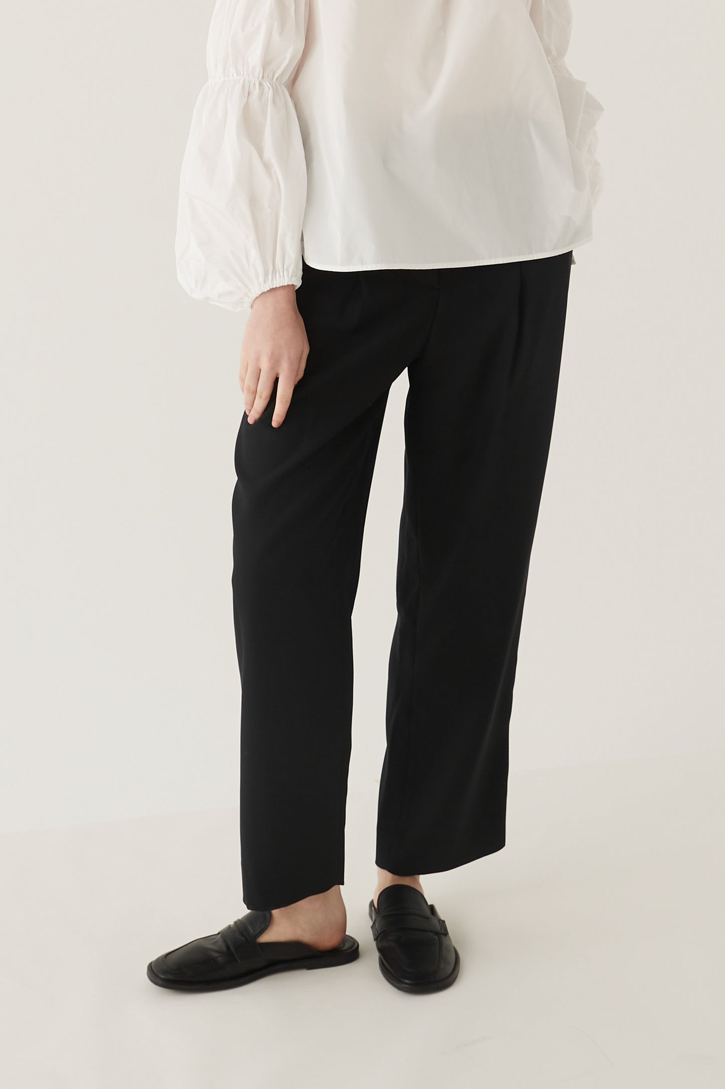 Soft Tapered Trouser