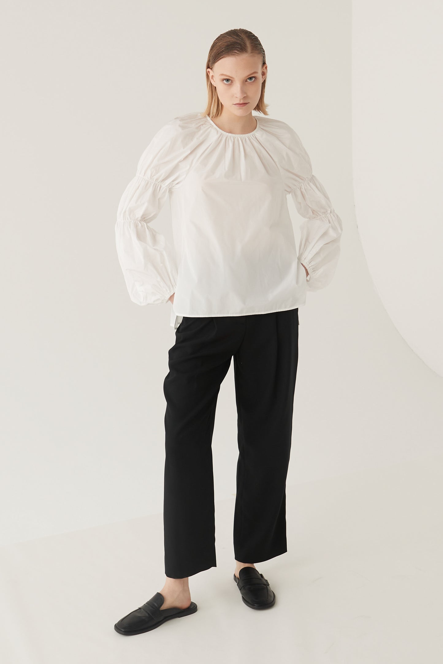 Soft Tapered Trouser