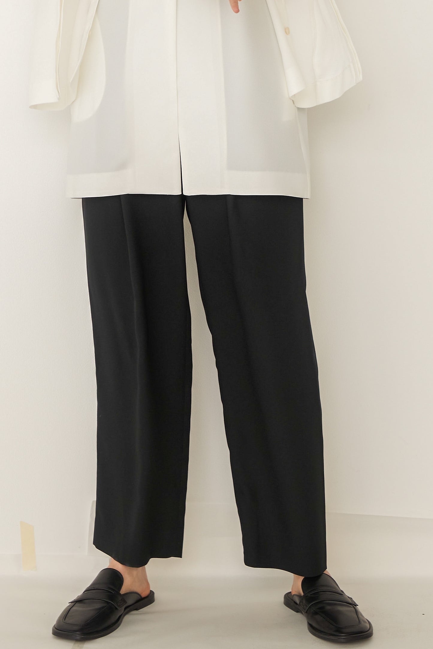 Soft Tapered Trouser