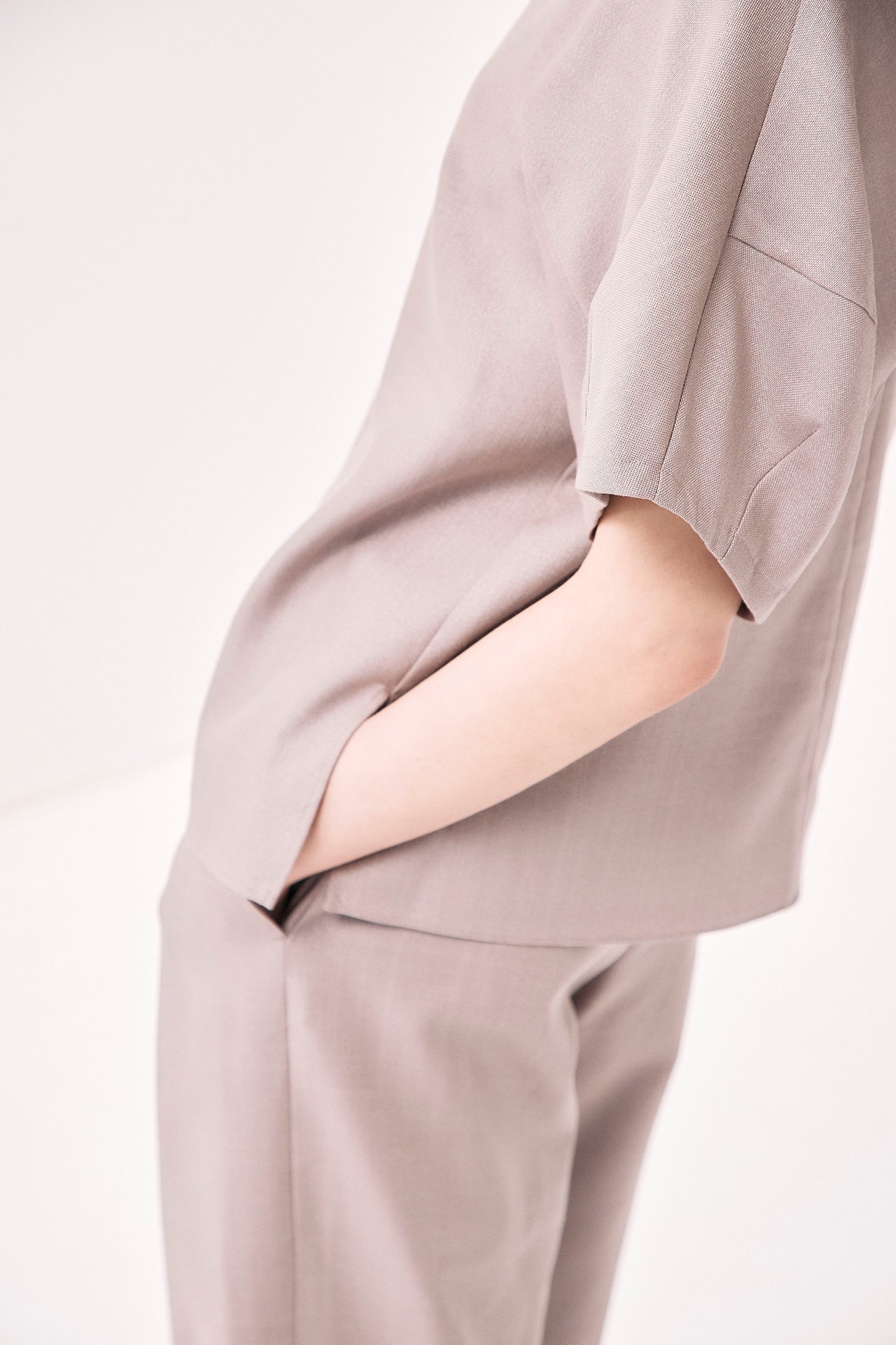 Luster keyneck shortsleeve Blouse-GRAY