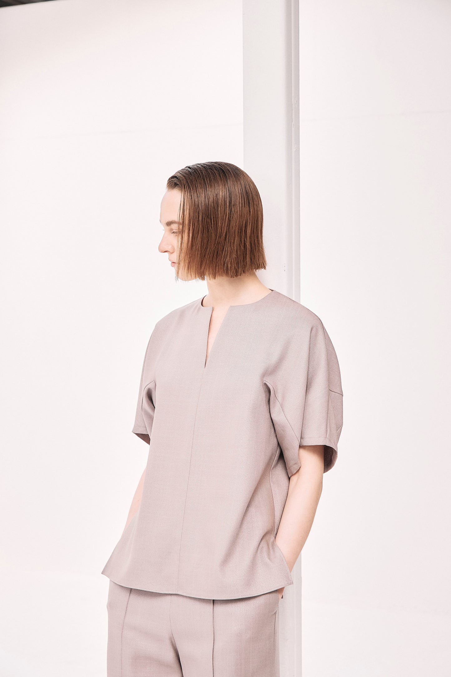 Luster keyneck shortsleeve Blouse-GRAY