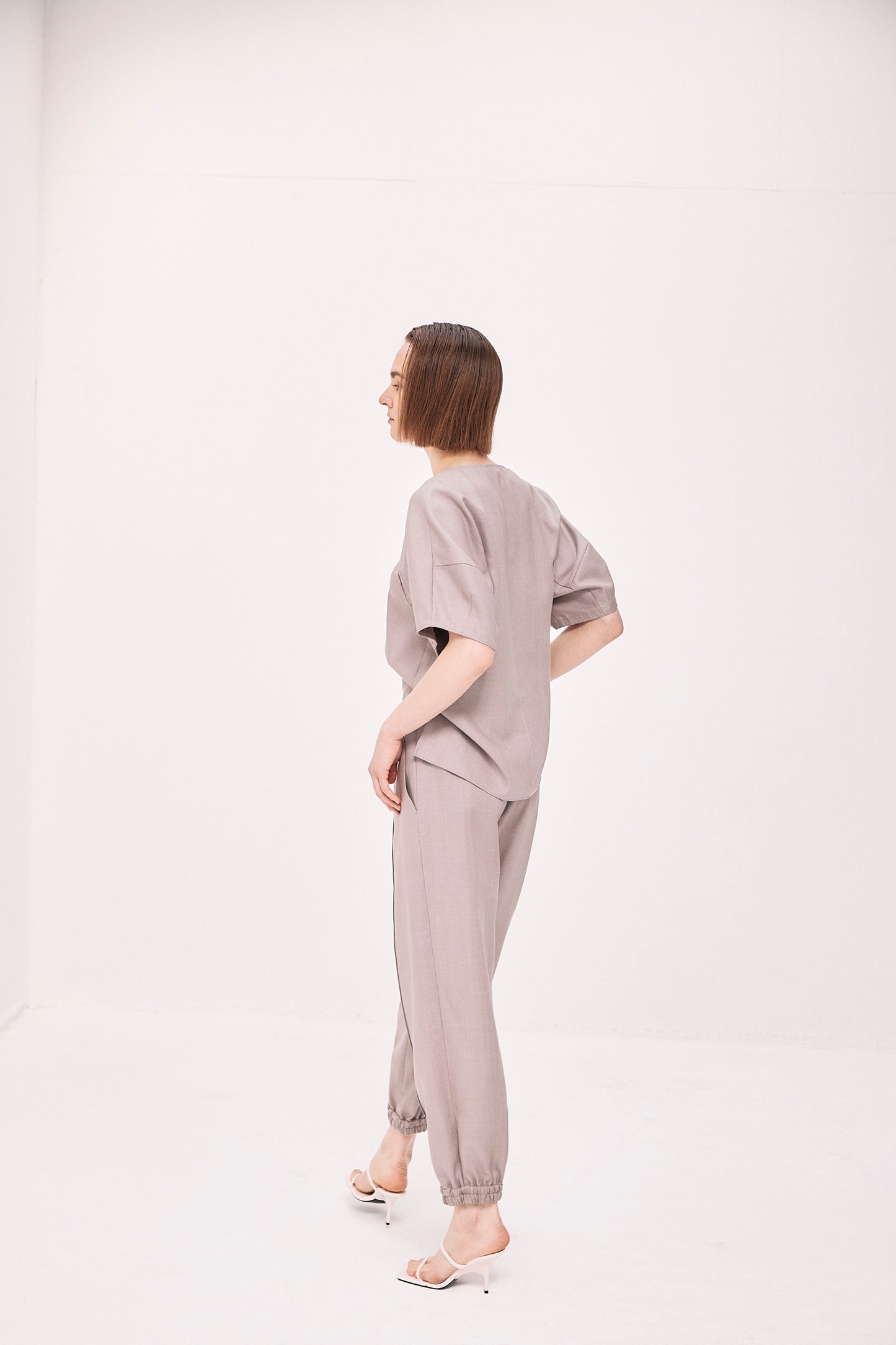 Luster keyneck shortsleeve Blouse-GRAY