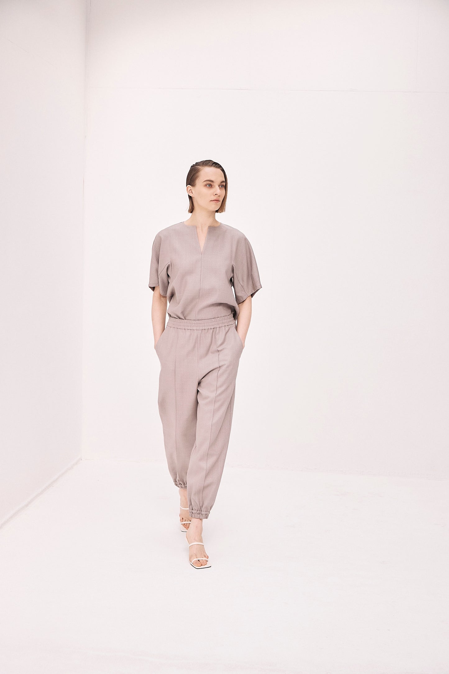Luster keyneck shortsleeve Blouse-GRAY