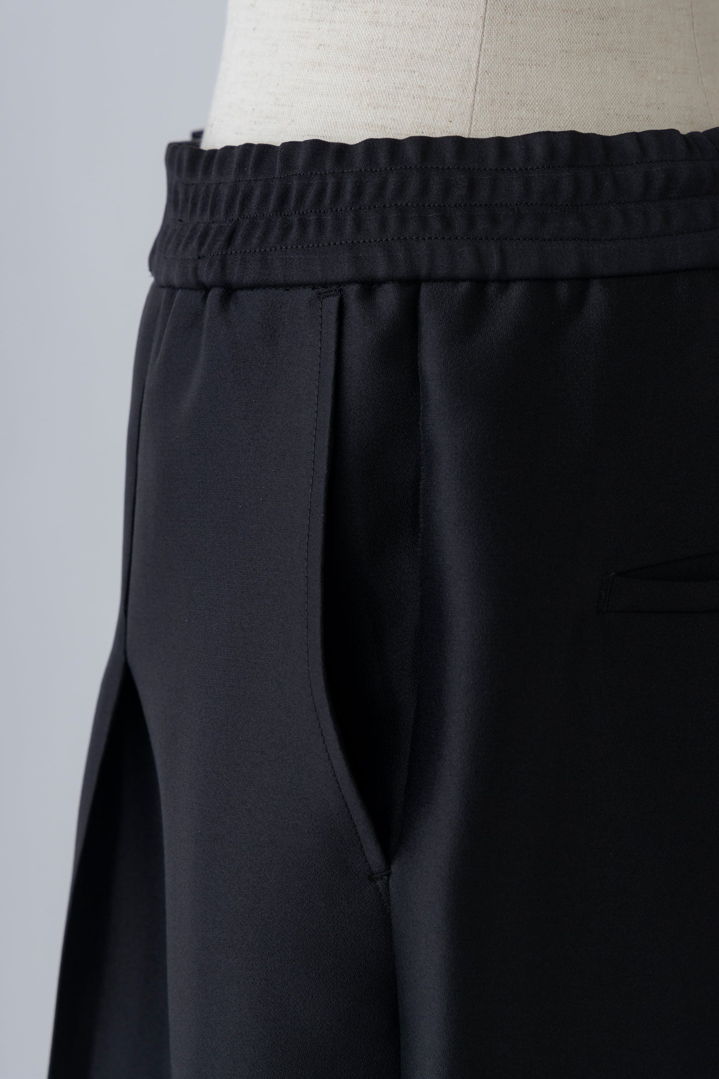 Silkey sheer Pants-BLACK