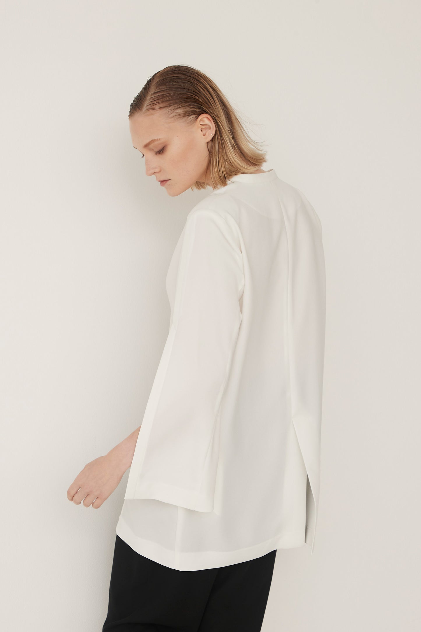 Slit Sleeves V-neck Jacket-WHITE
