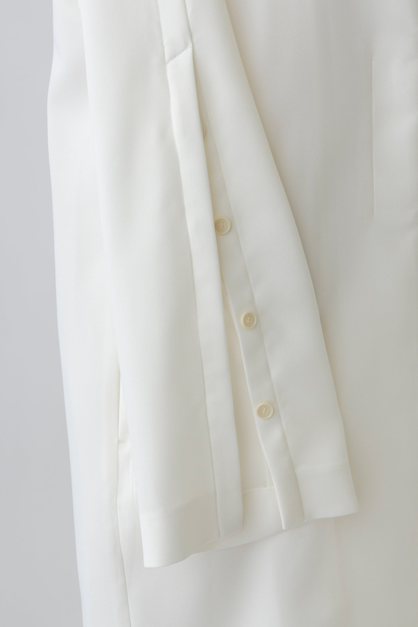 Slit Sleeves V-neck Jacket-WHITE