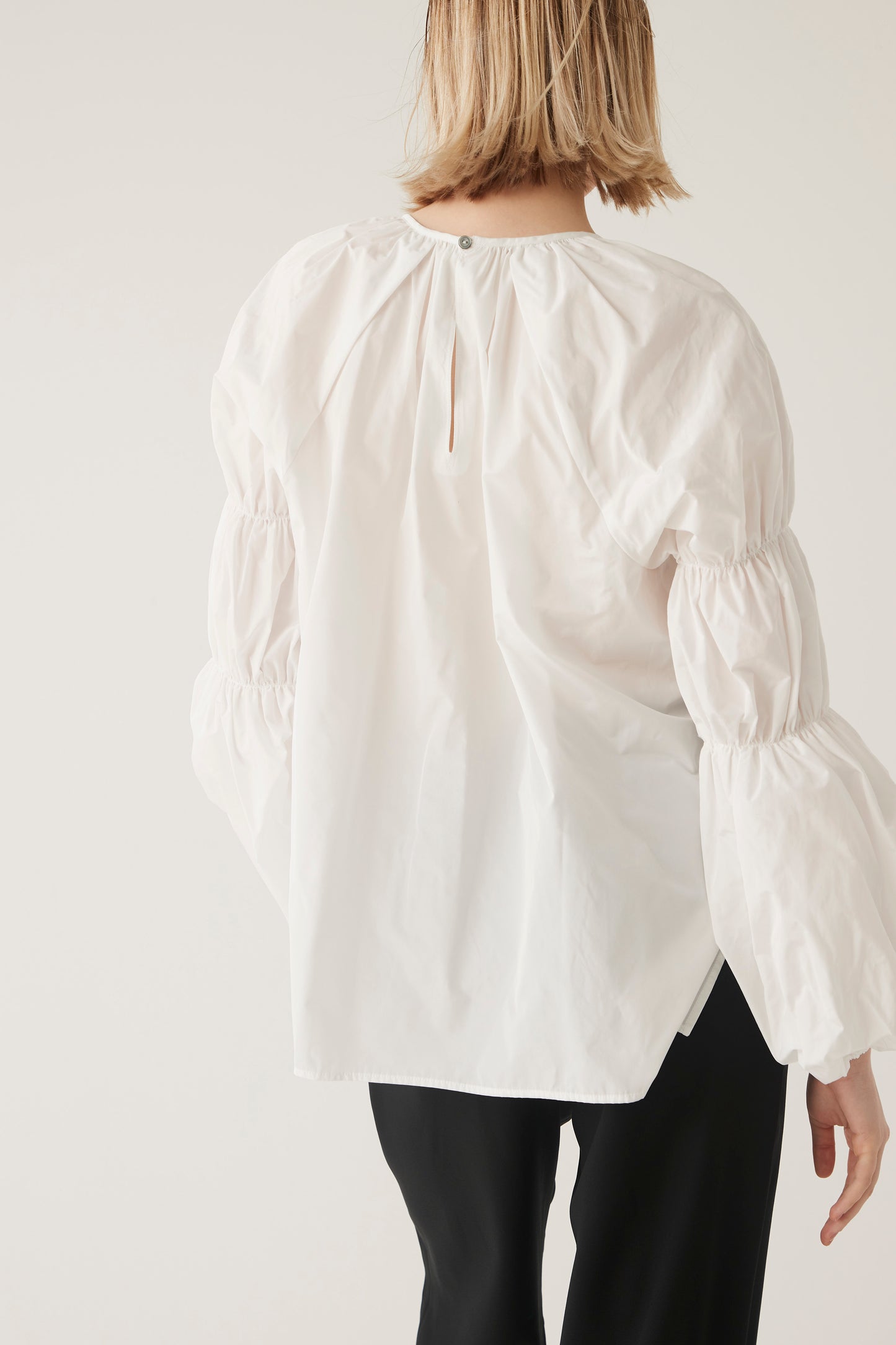 Raglan Tripleapuff Sleeve Blouse