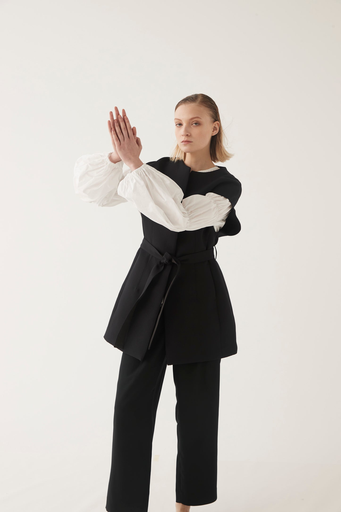 Raglan Tripleapuff Sleeve Blouse
