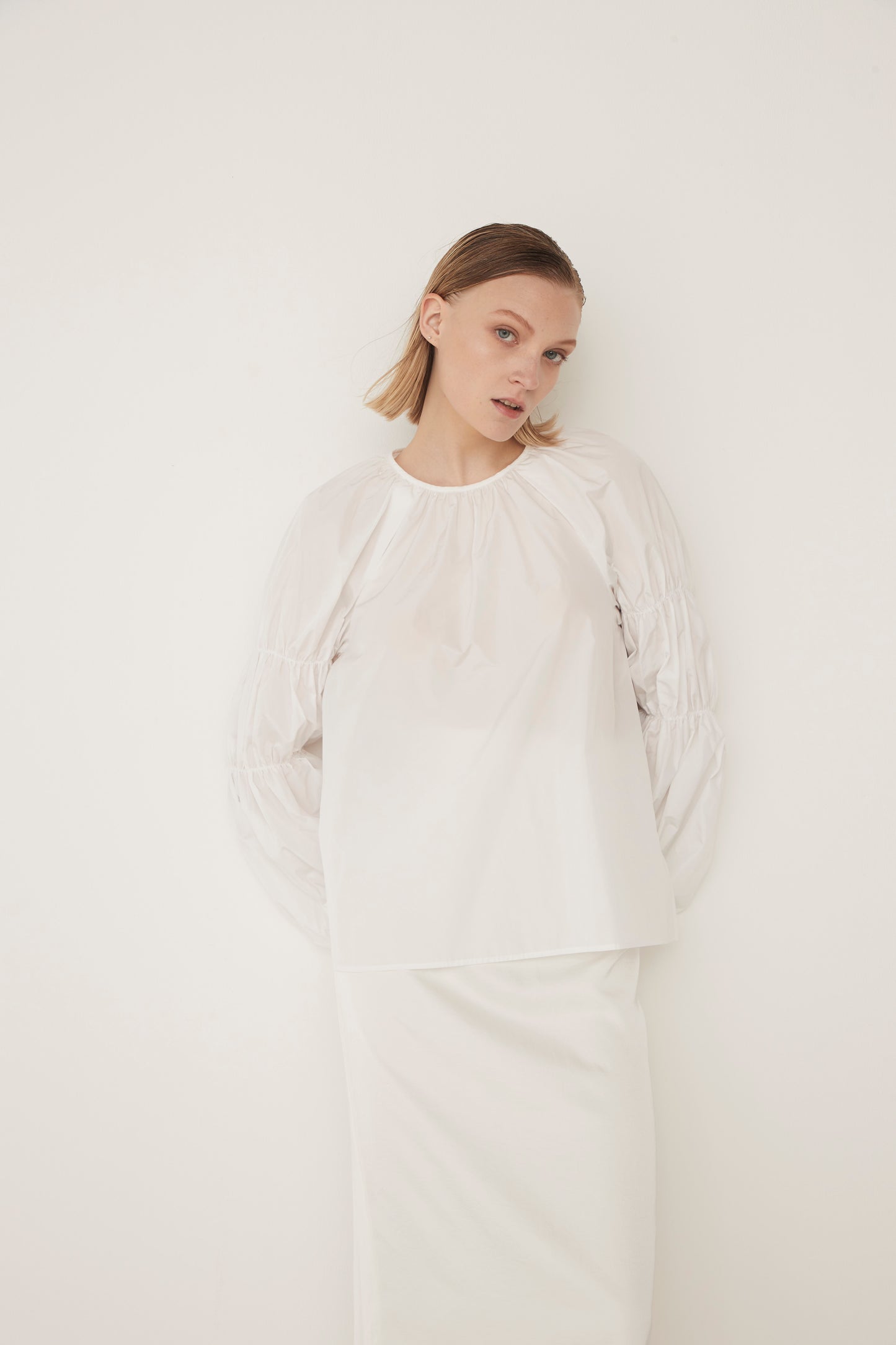 Raglan Tripleapuff Sleeve Blouse
