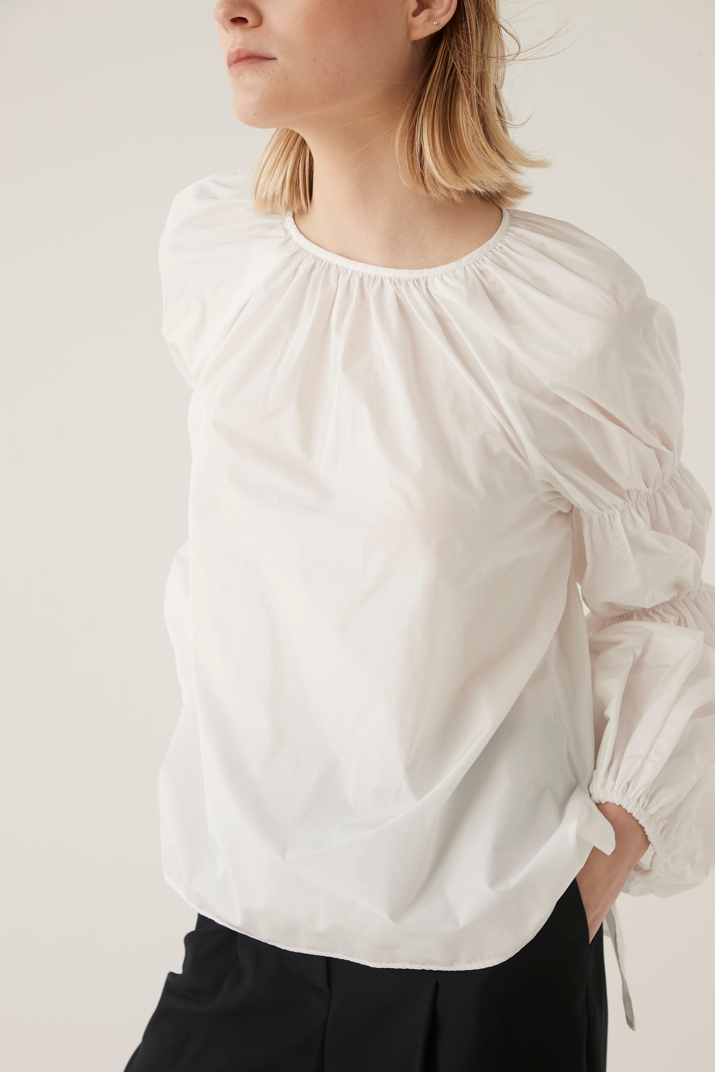 Raglan Tripleapuff Sleeve Blouse