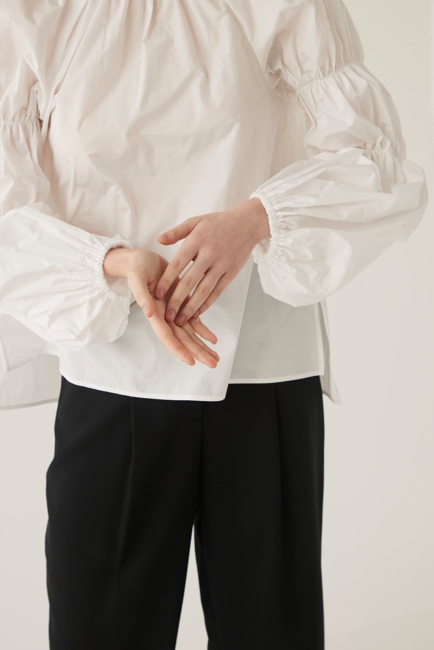 Raglan Tripleapuff Sleeve Blouse