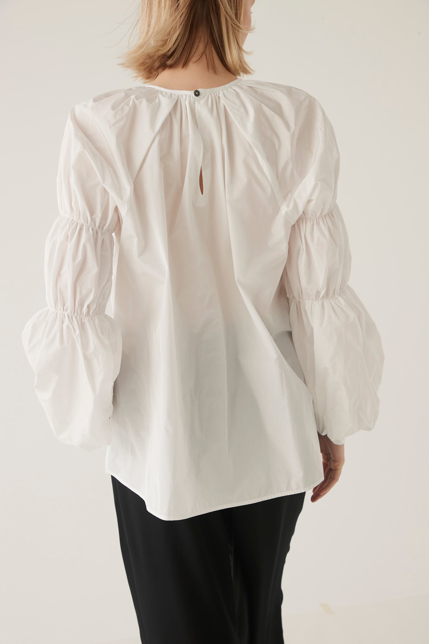 Raglan Tripleapuff Sleeve Blouse