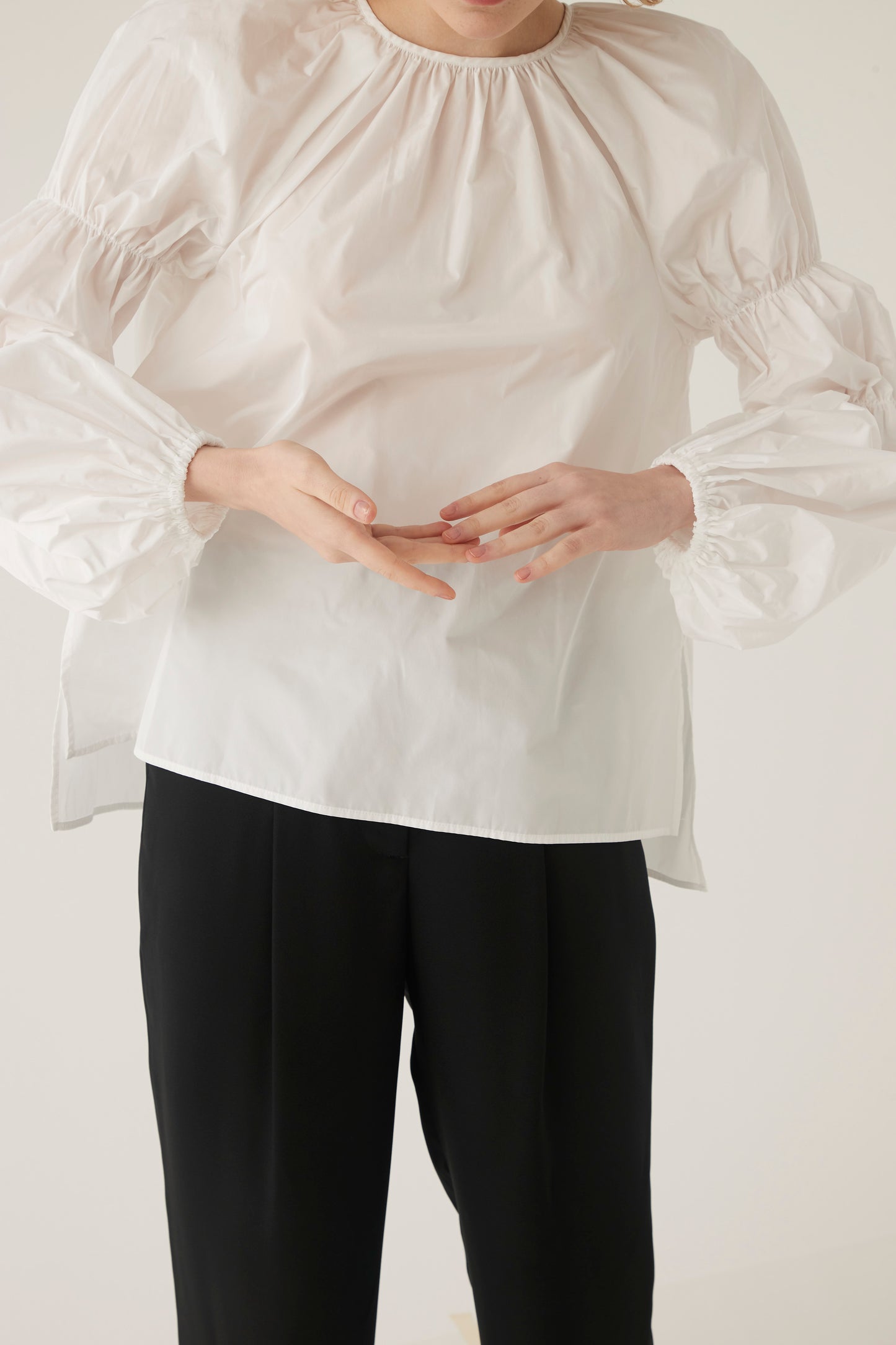 Raglan Tripleapuff Sleeve Blouse