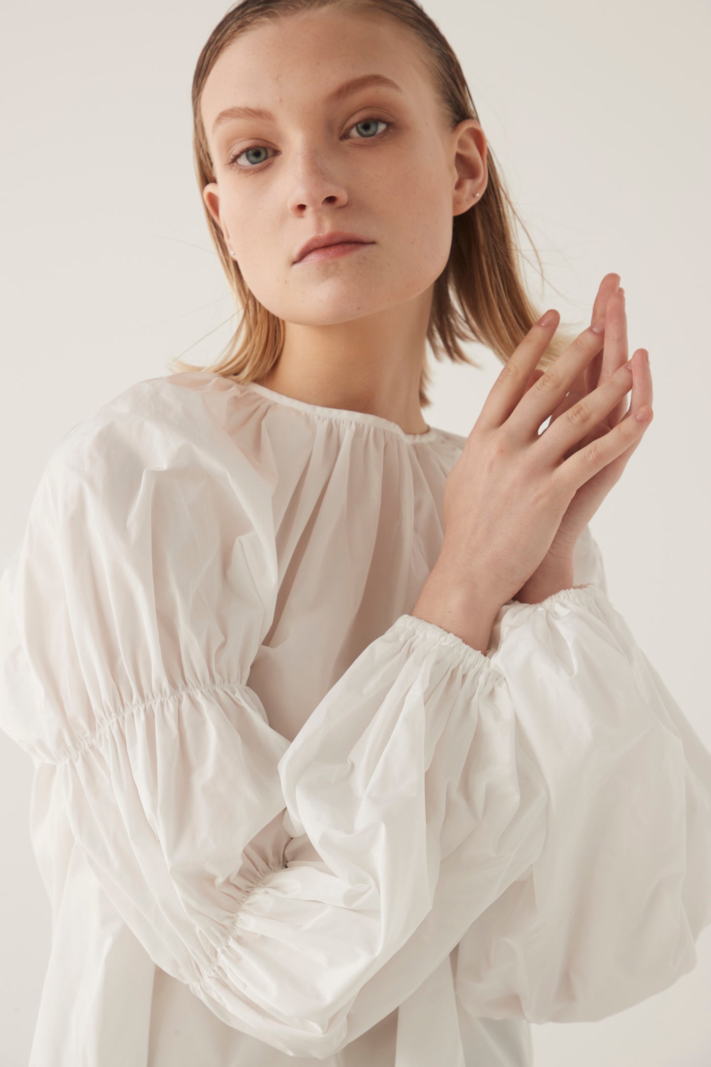 Raglan Tripleapuff Sleeve Blouse