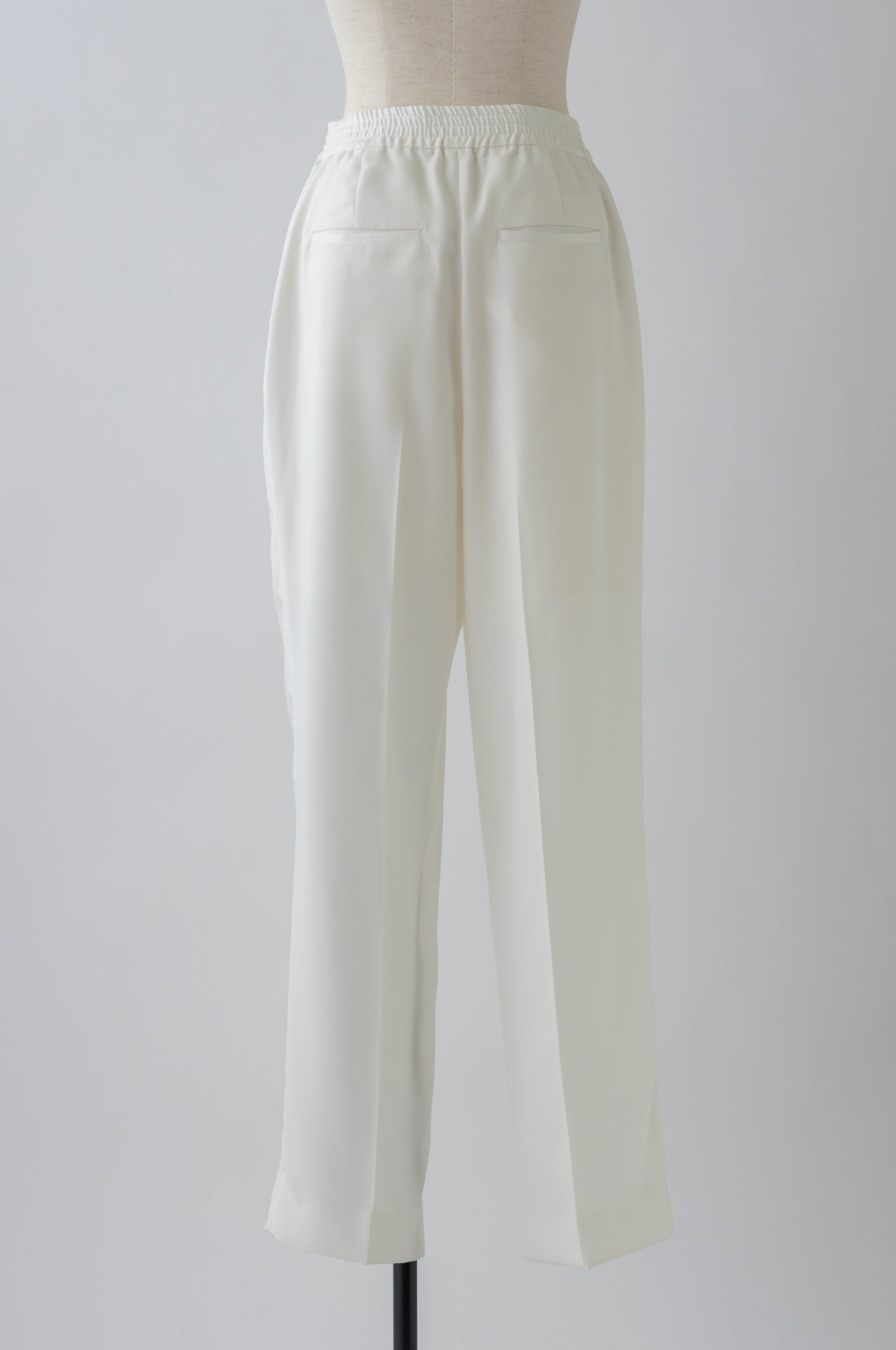 Soft Tapered Trouser