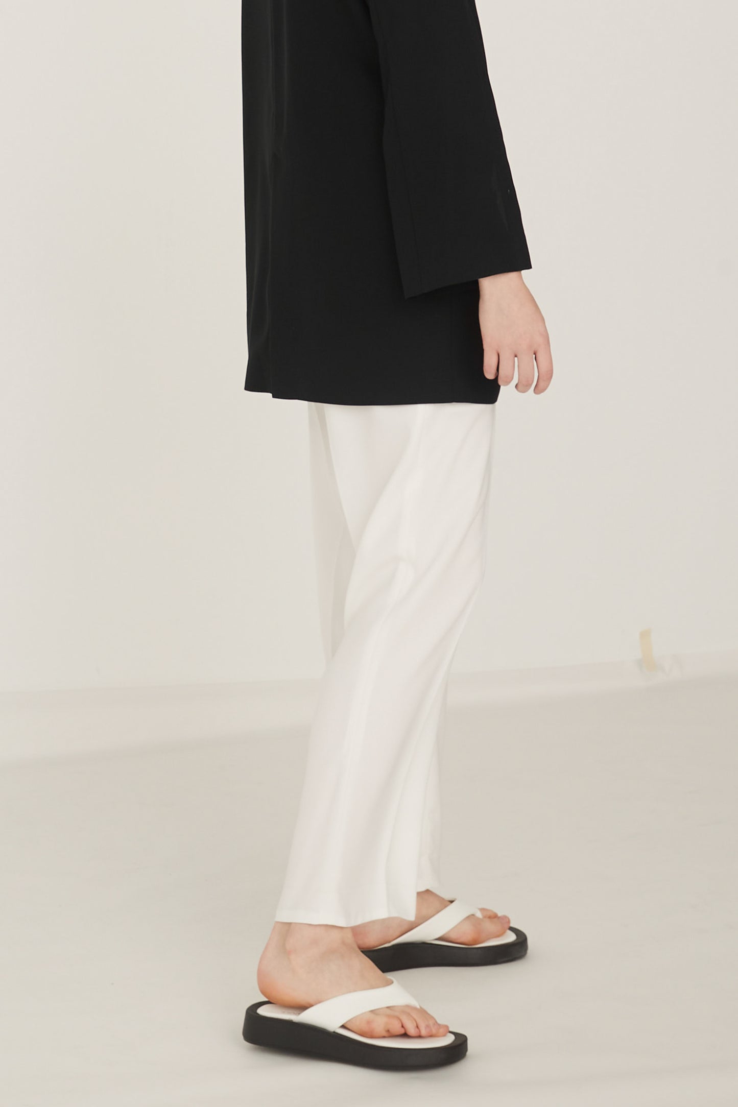 Soft Tapered Trouser