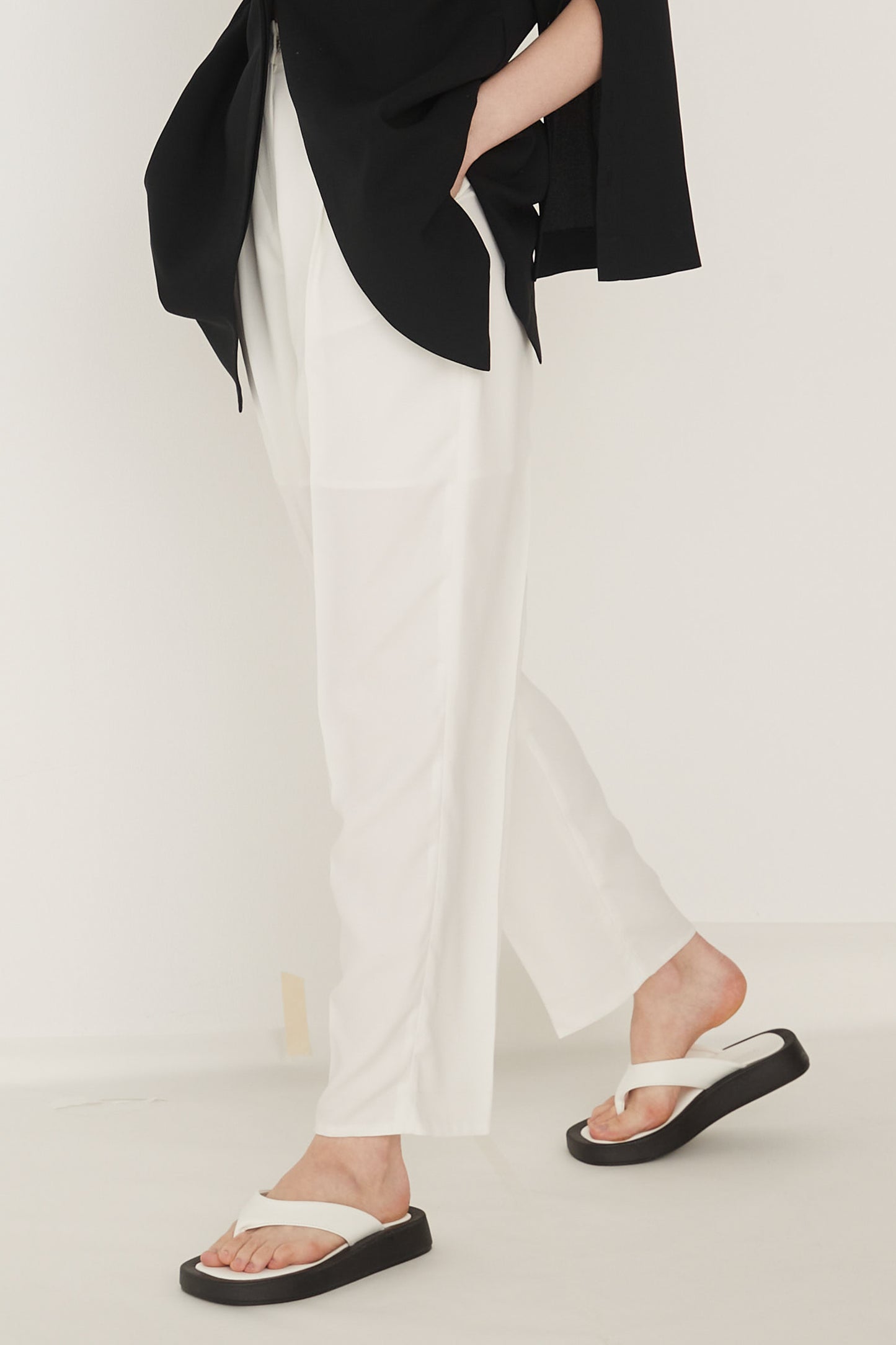 Soft Tapered Trouser