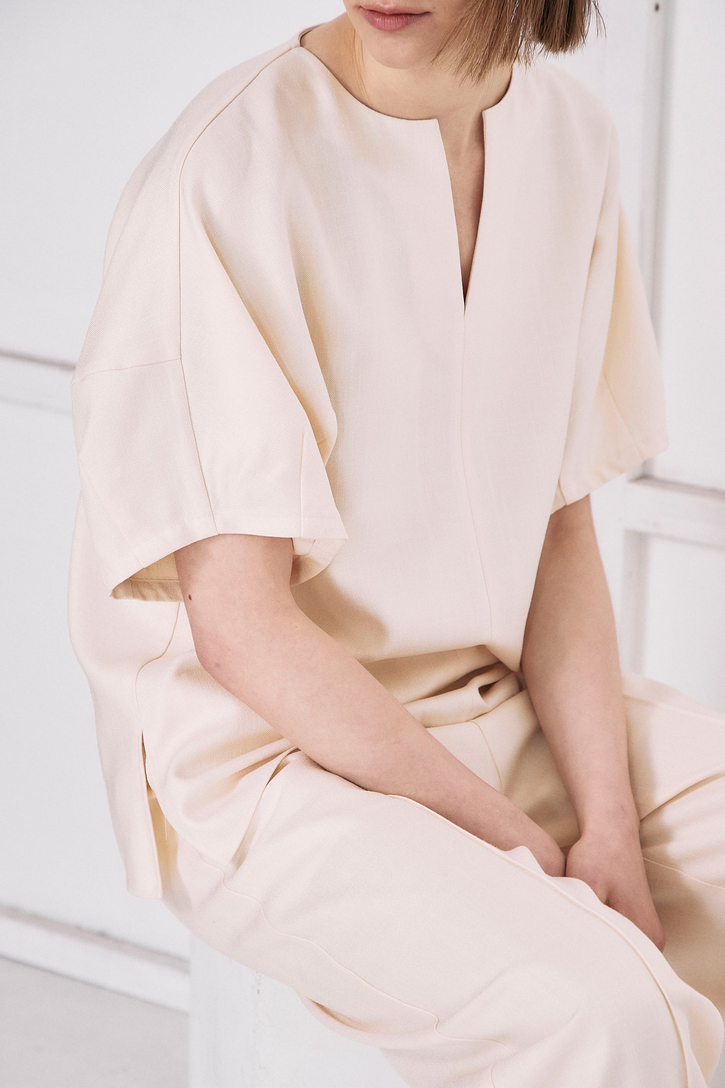 Luster keyneck shortsleeve Blouse-EGG YELLOW