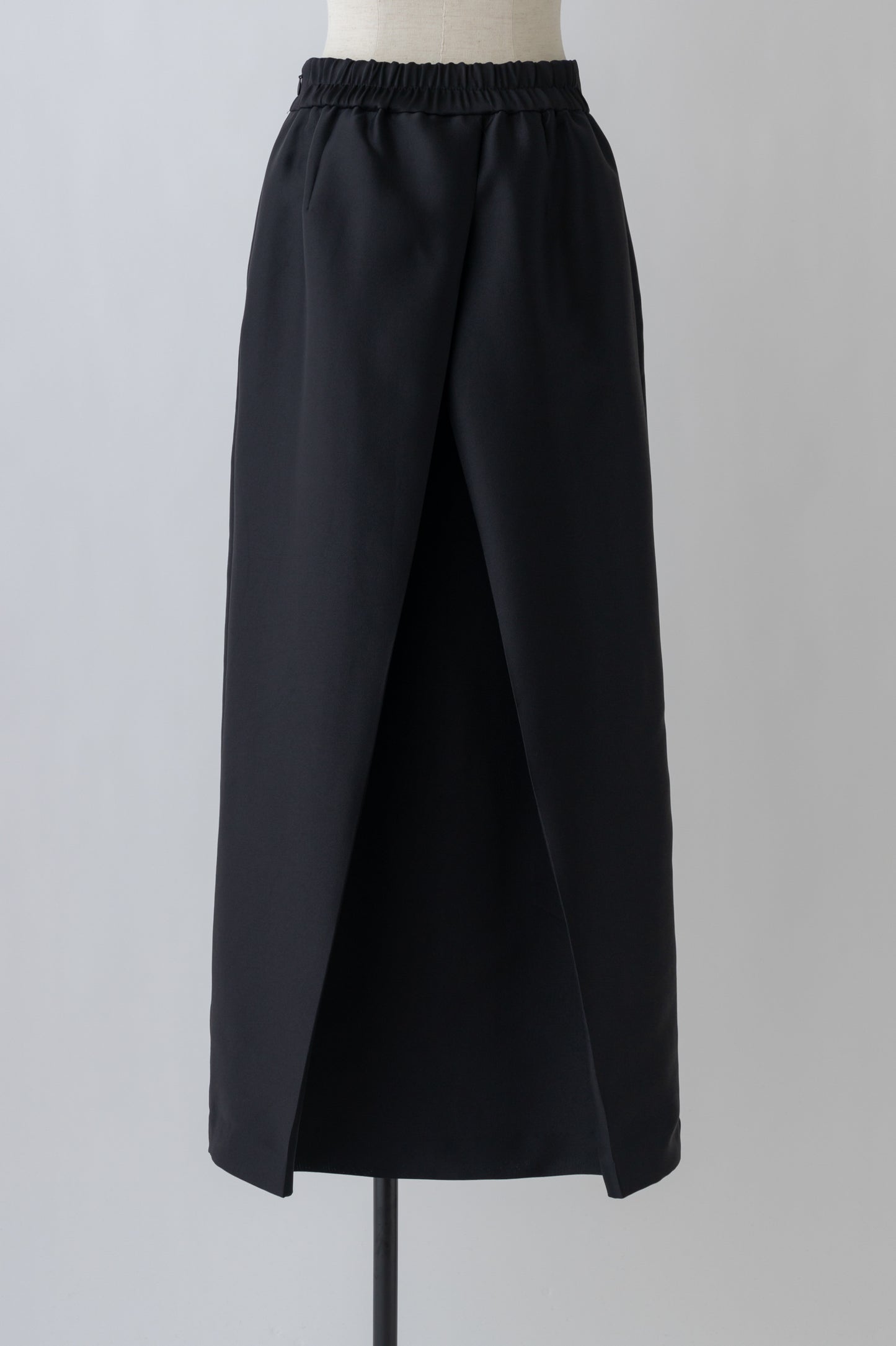 Silkey sheer Skirt-BLACK