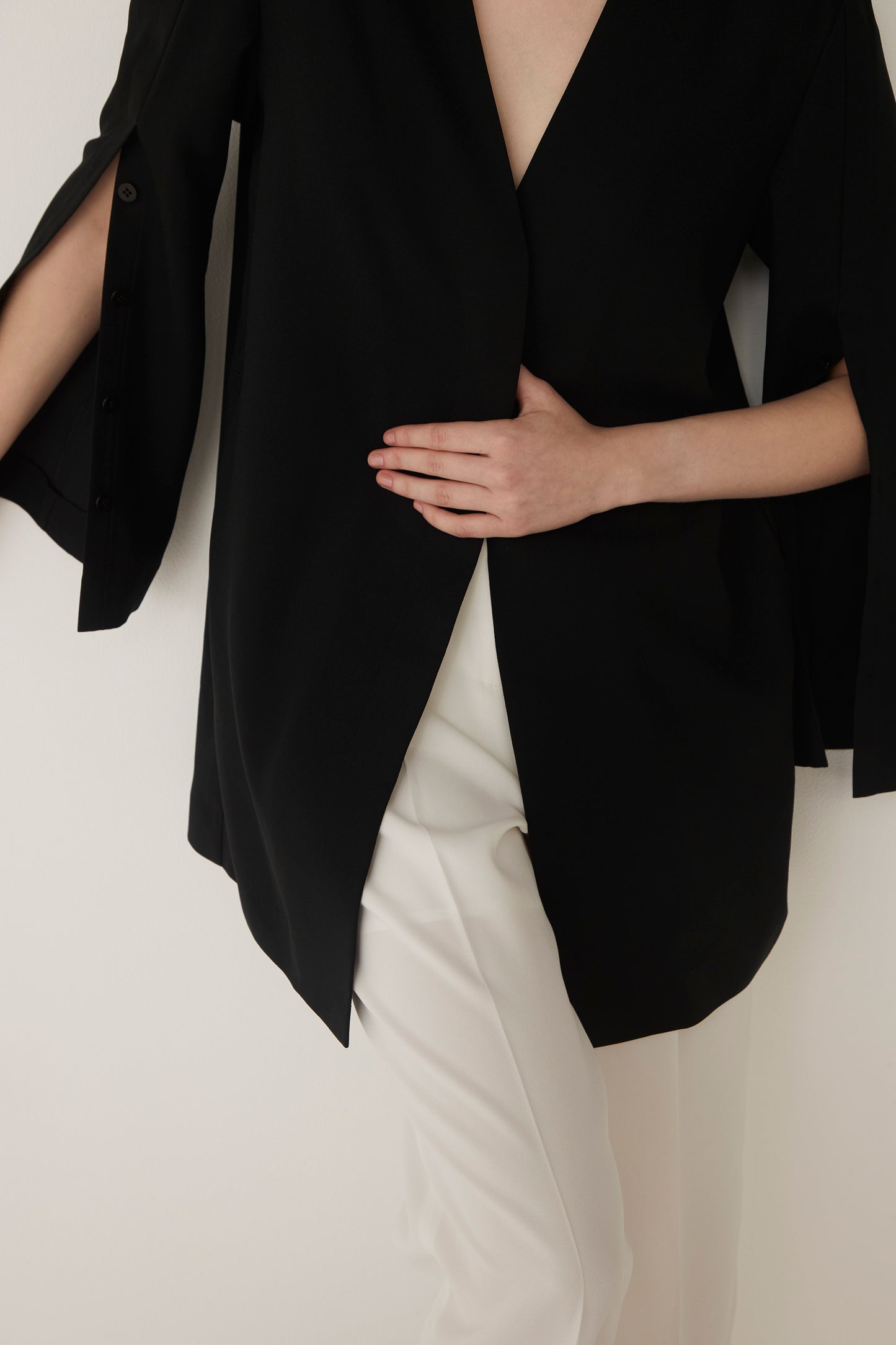 Slit Sleeves V-neck Jacket-BLACK