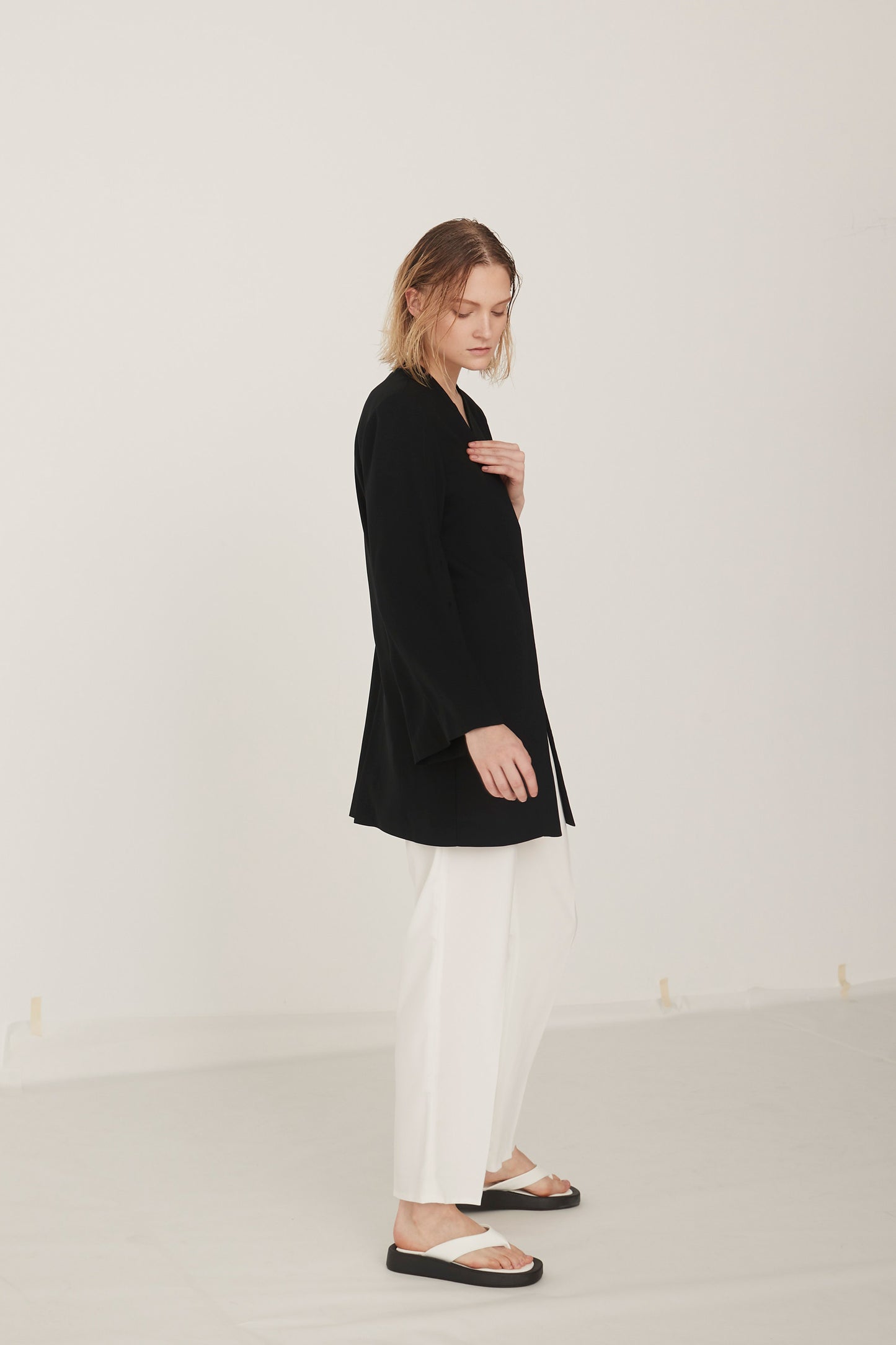 Slit Sleeves V-neck Jacket-BLACK