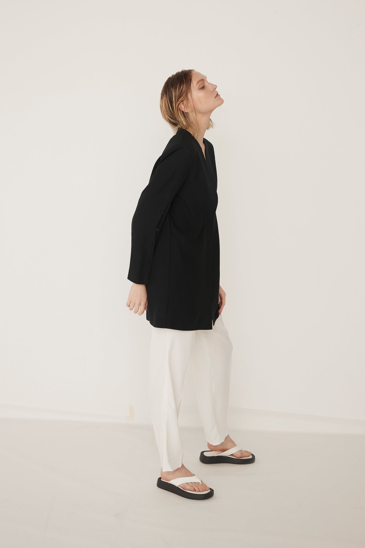 Slit Sleeves V-neck Jacket-BLACK