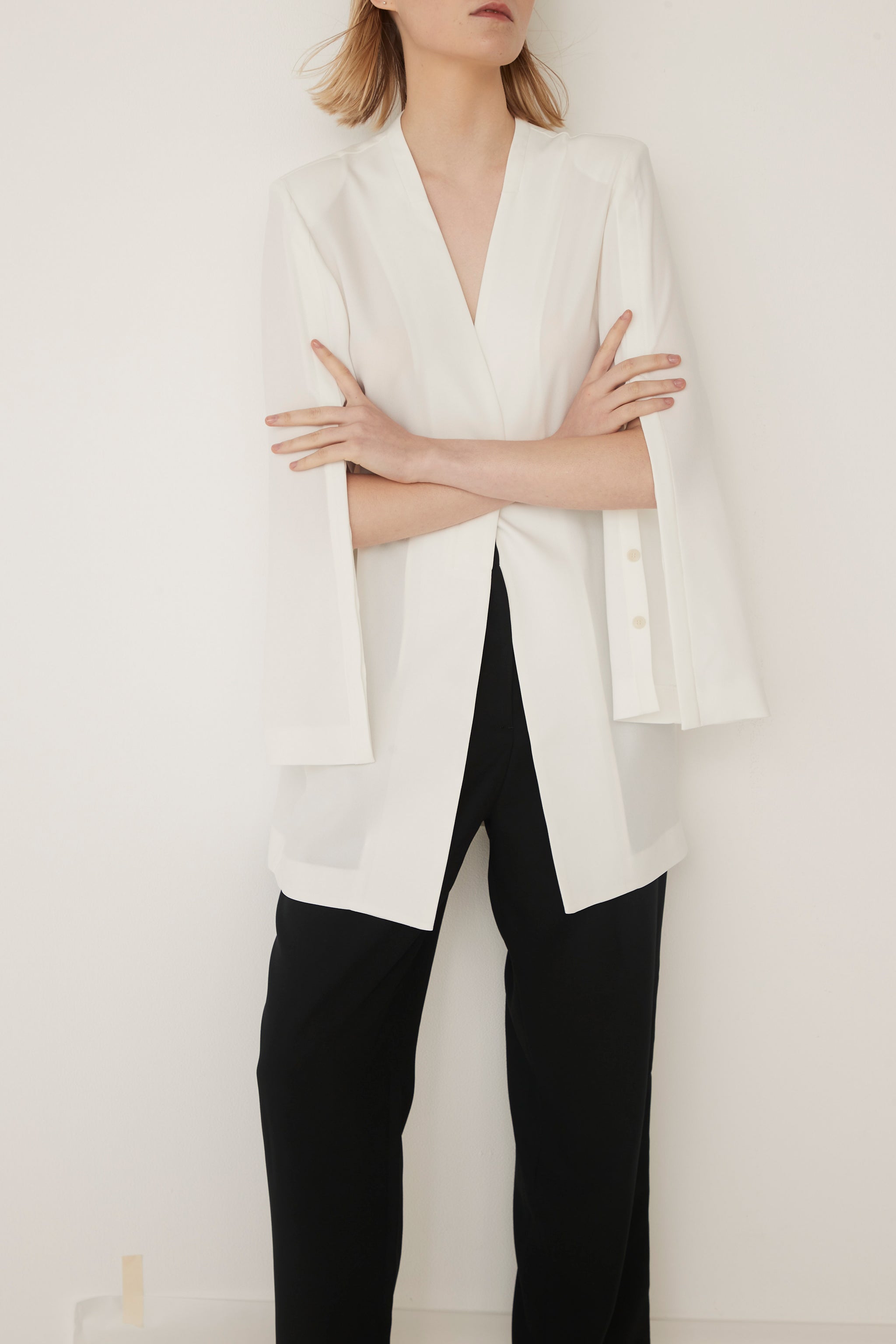 Slit Sleeves V-neck Jacket-WHITE