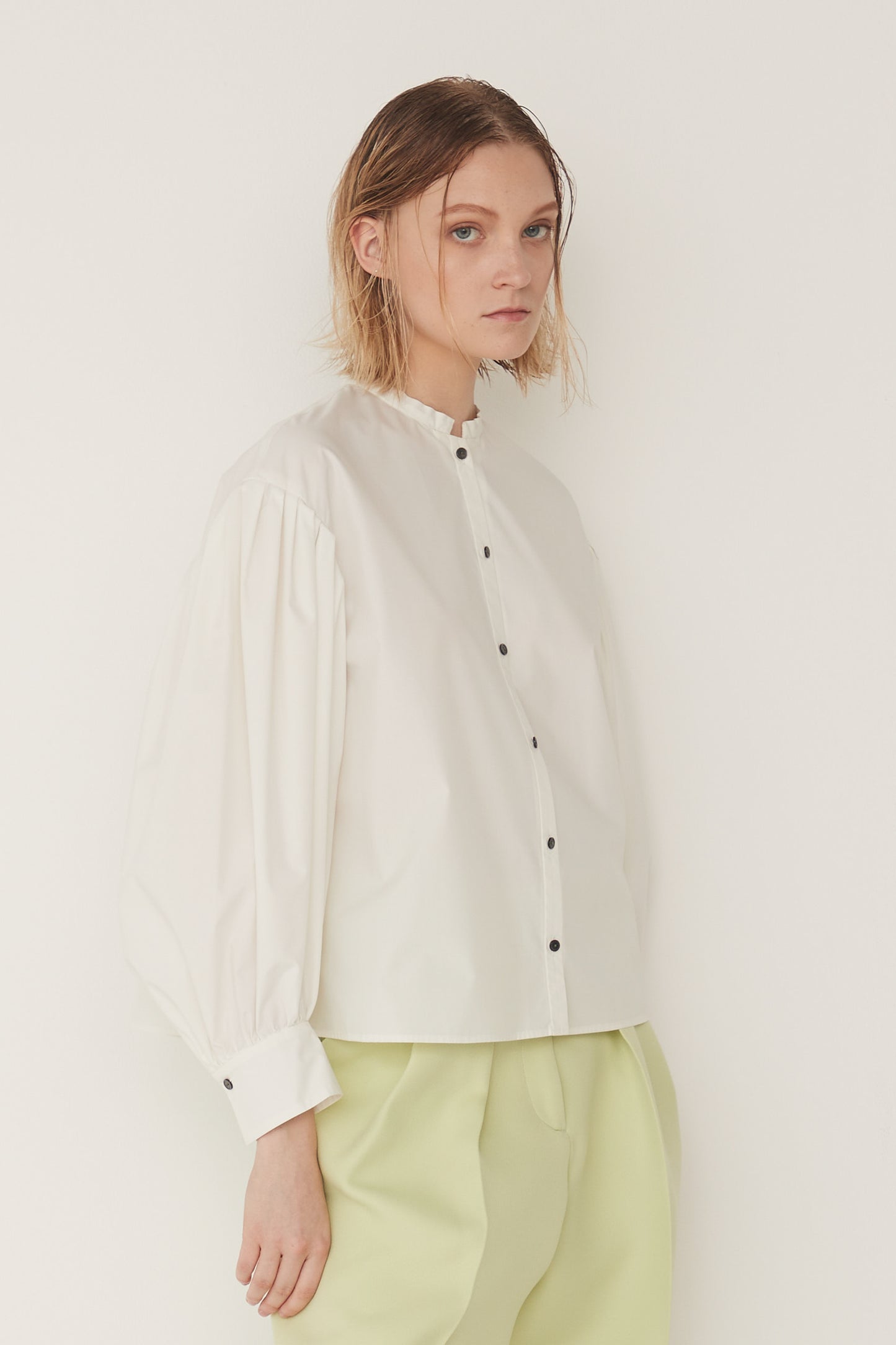Standcollar Tucked Sleeve Blouse-WHITE