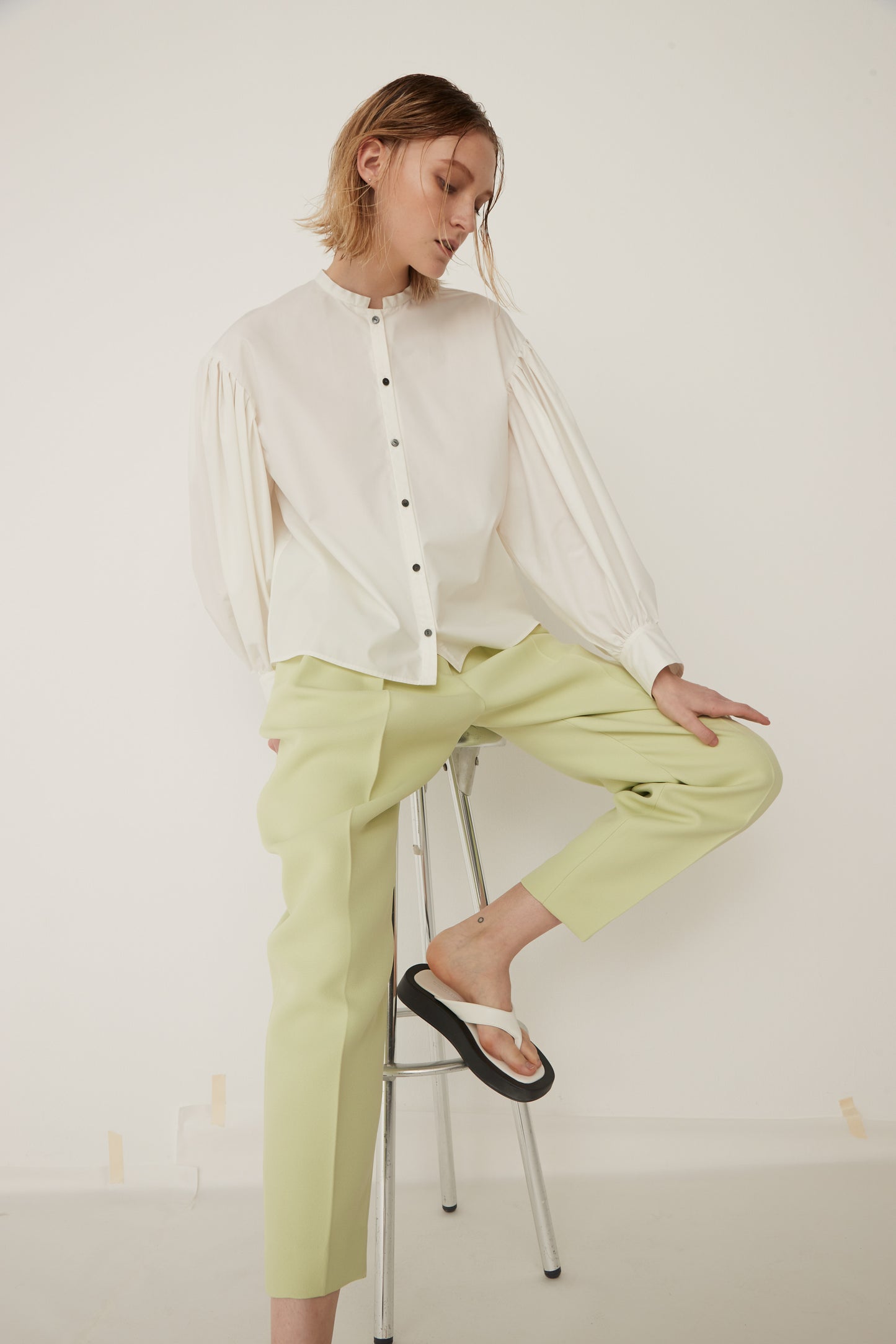 Standcollar Tucked Sleeve Blouse-WHITE