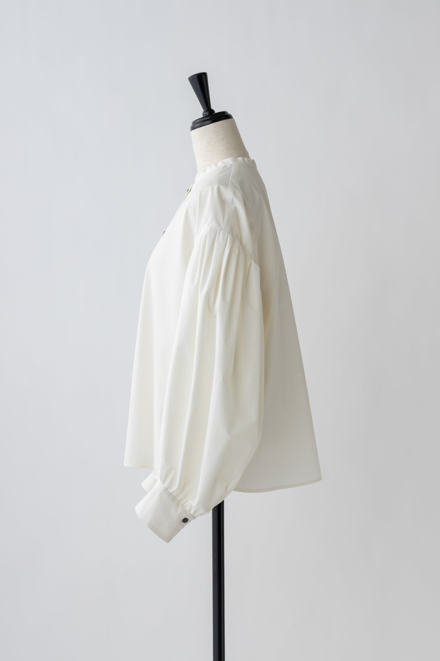 Standcollar Tucked Sleeve Blouse-WHITE