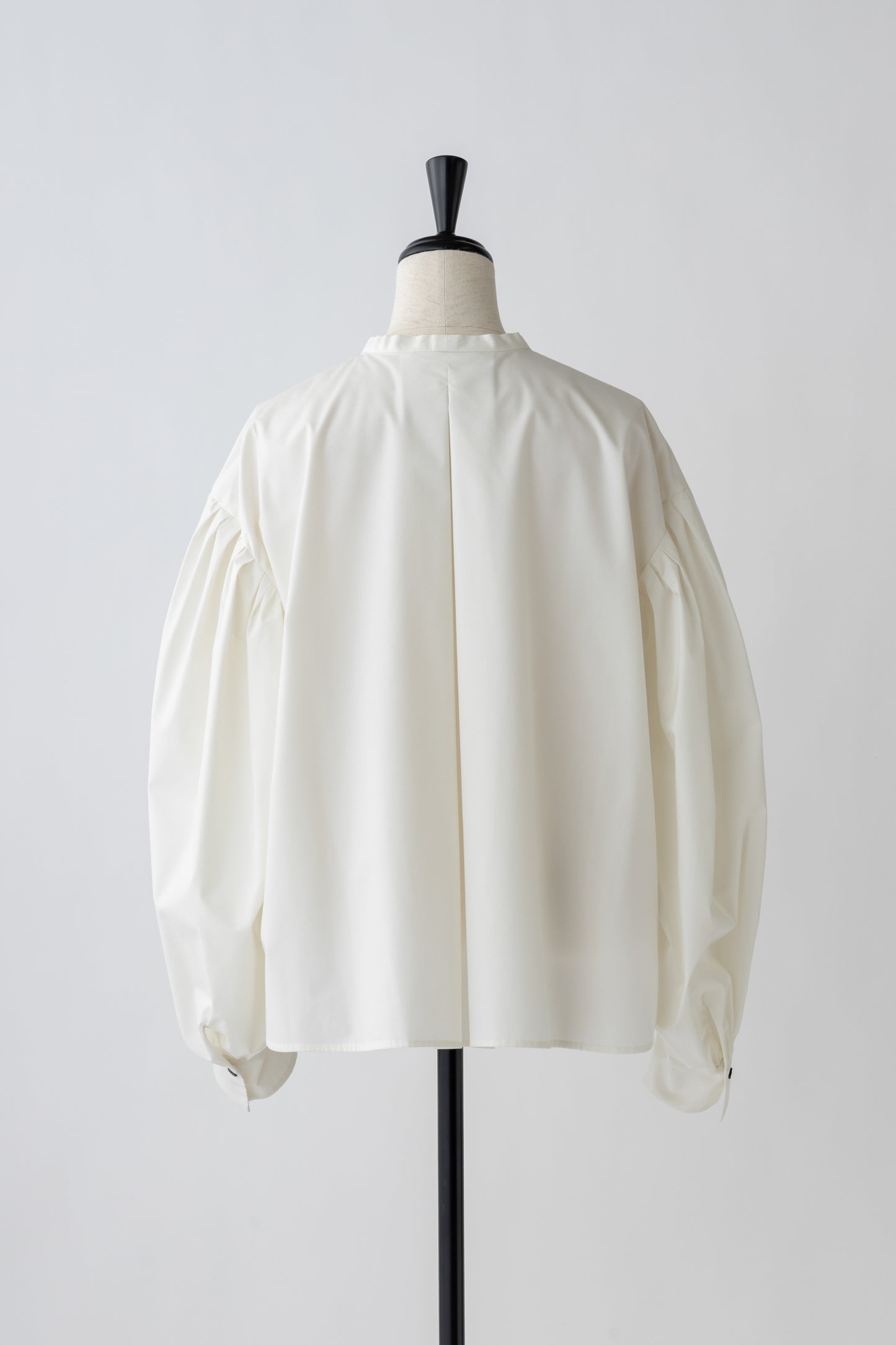 Standcollar Tucked Sleeve Blouse-WHITE