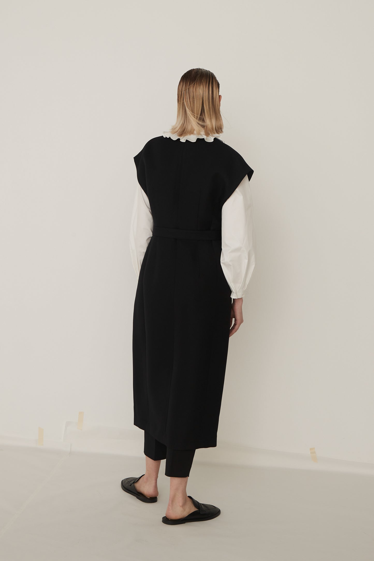 Sleeve less Long Jilet-BLACK