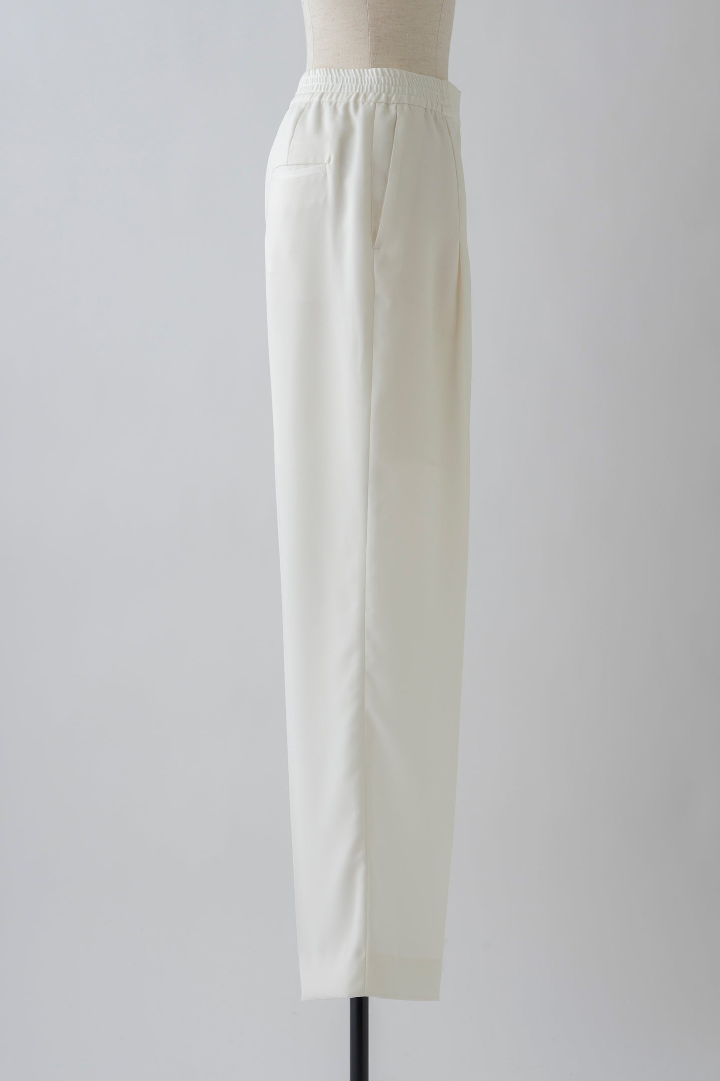 Soft Tapered Trouser