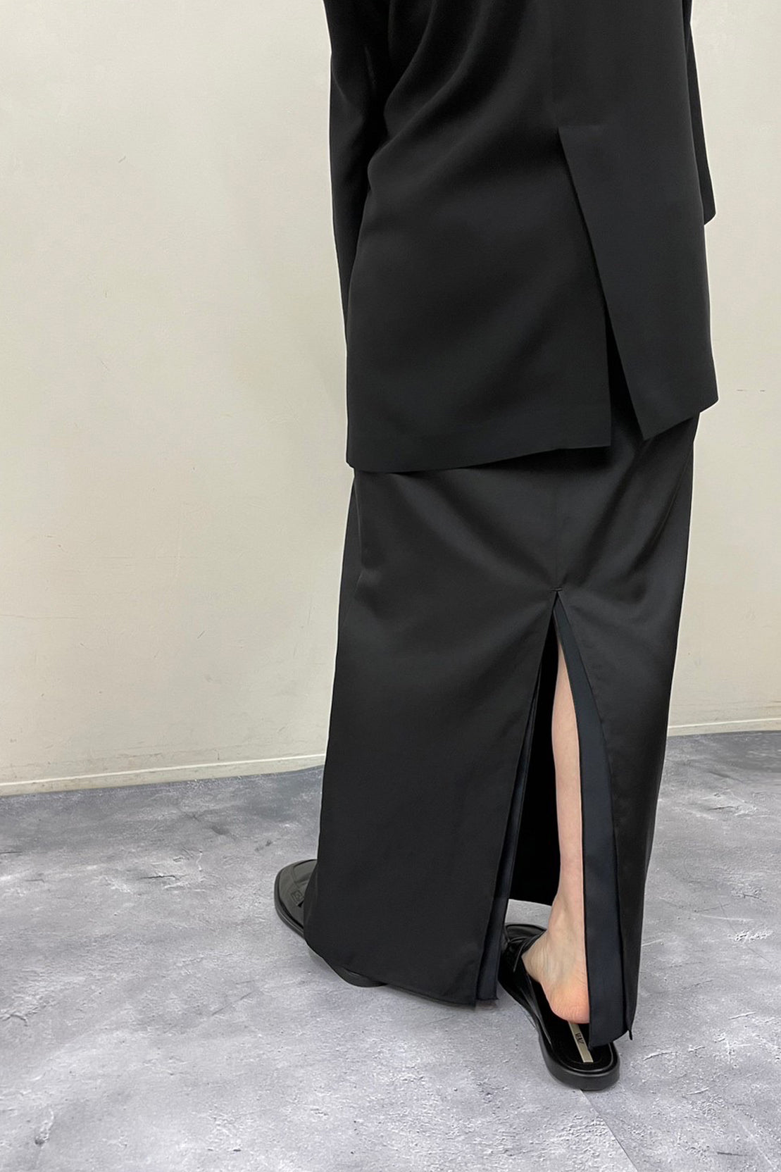 W Slit Maxi Tight Skirt-BLACK